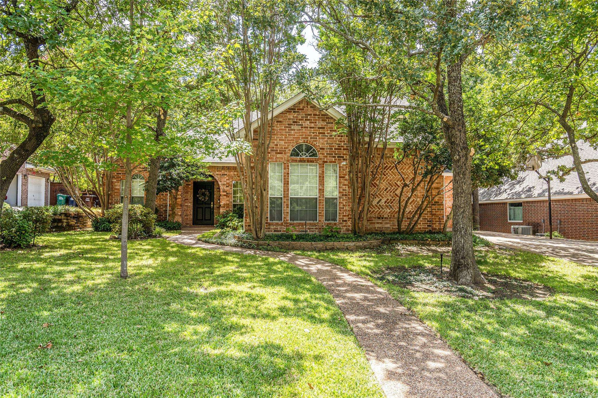 Denton, TX 76205,1400 Gatewood Drive