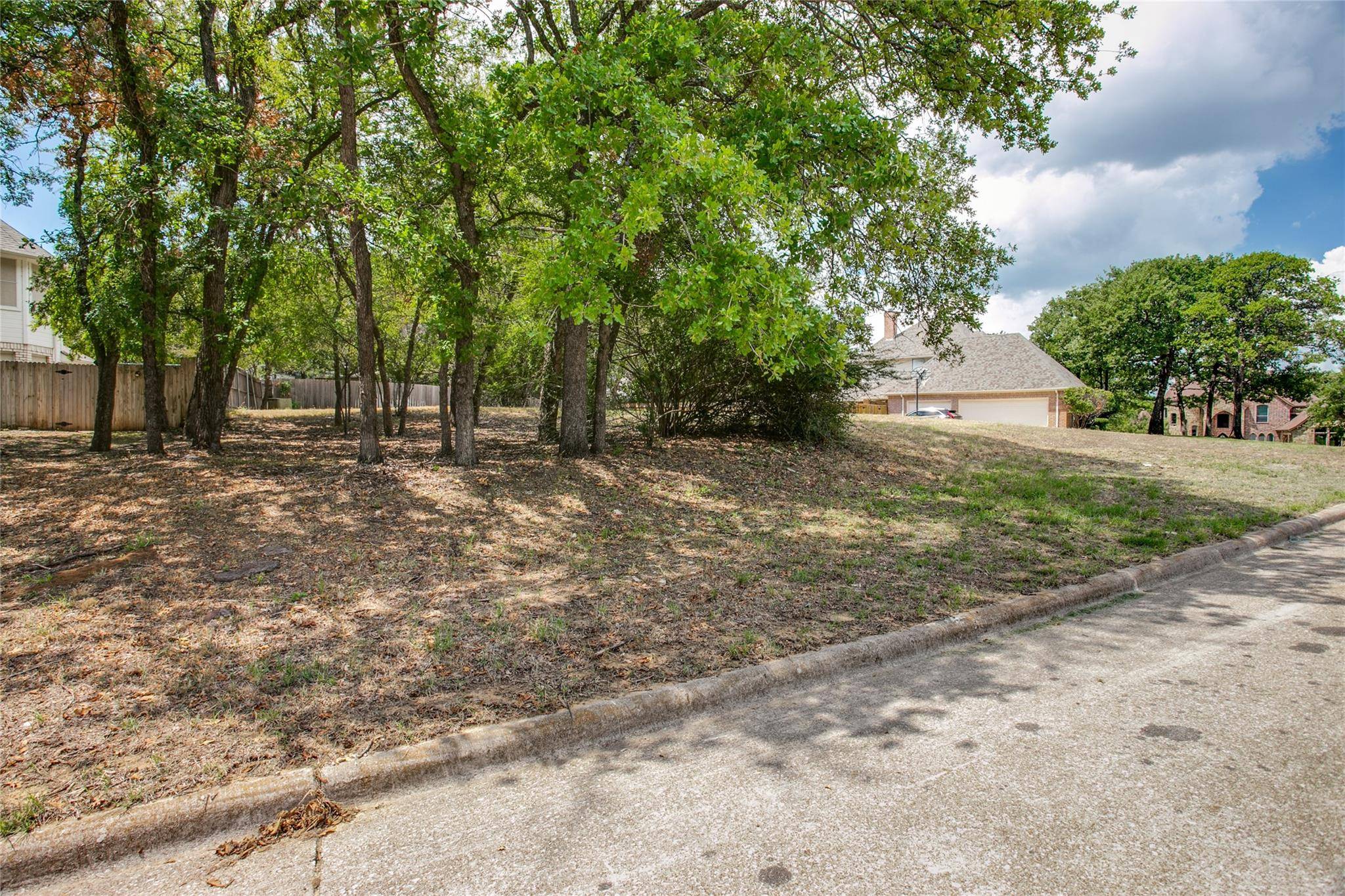 Azle, TX 76020,445 Windjammer Lane