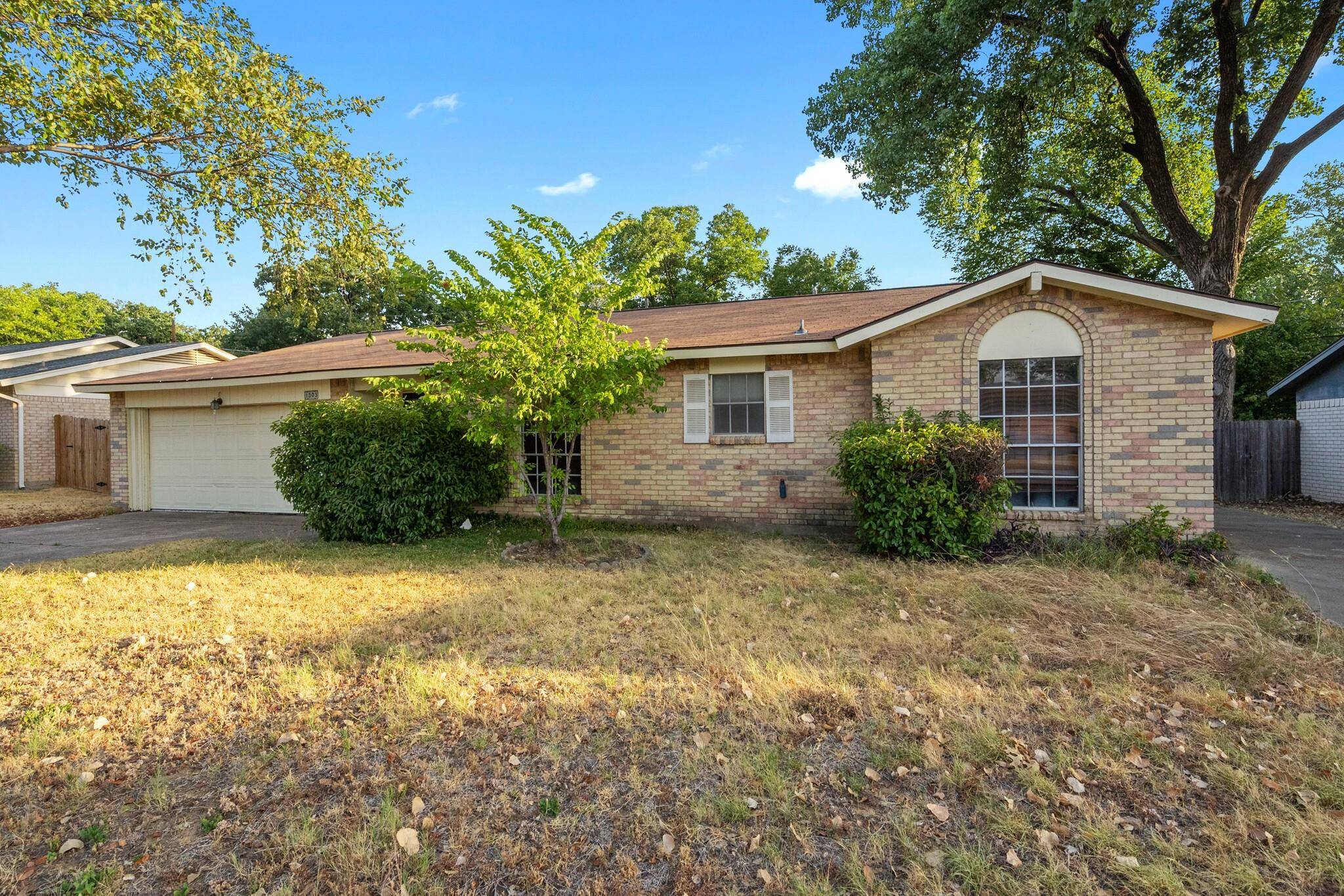 Arlington, TX 76013,1303 Columbine Court