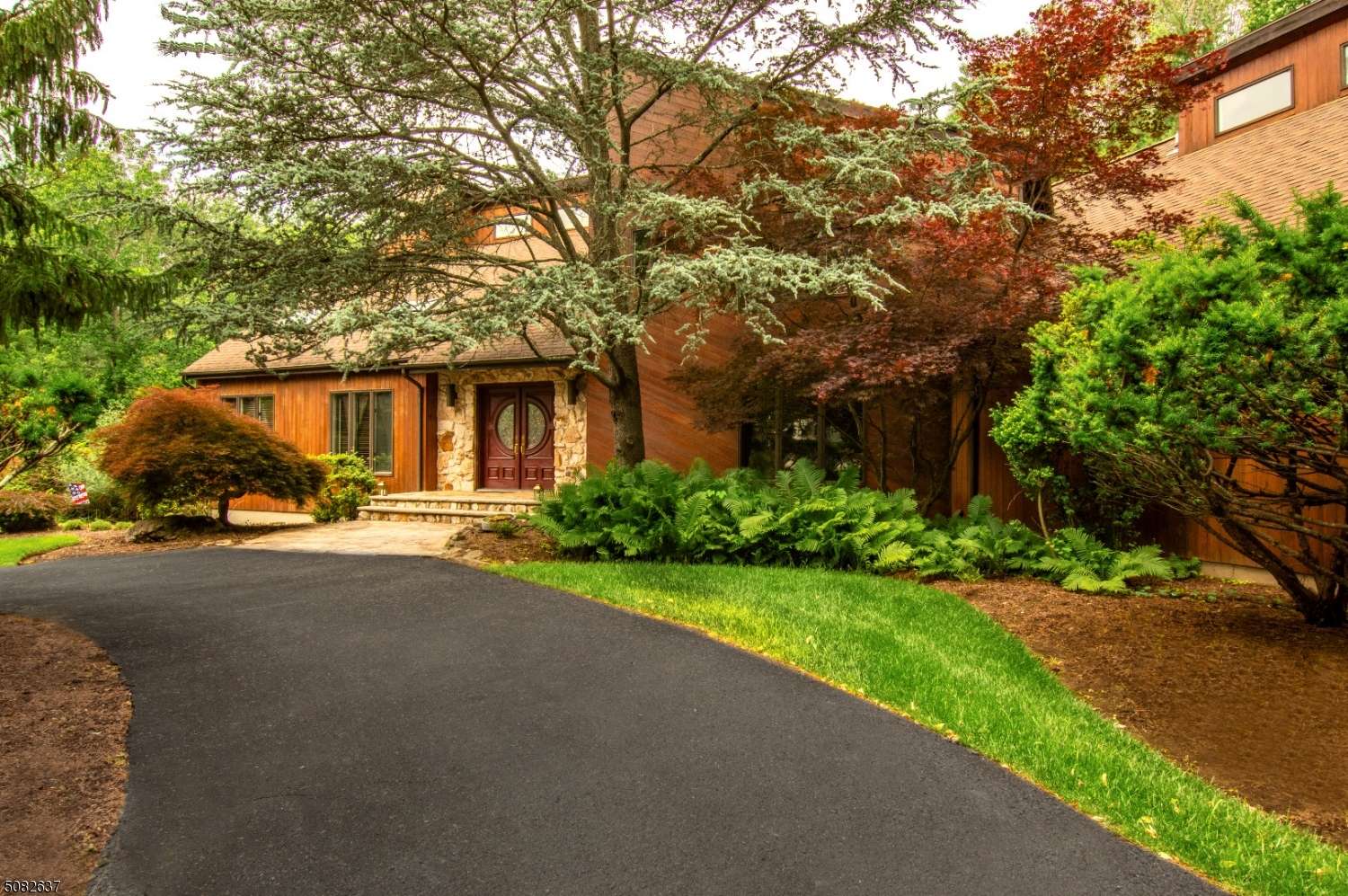 Upper Saddle River Boro, NJ 07458,9 Corn Mill Ct