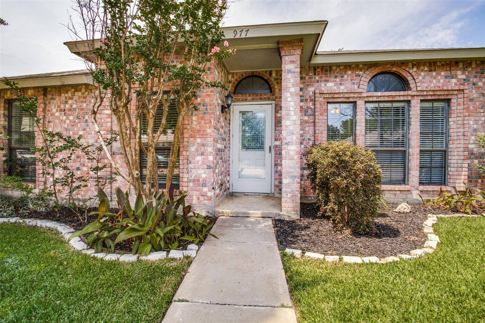 Lewisville, TX 75067,977 Mauve Drive