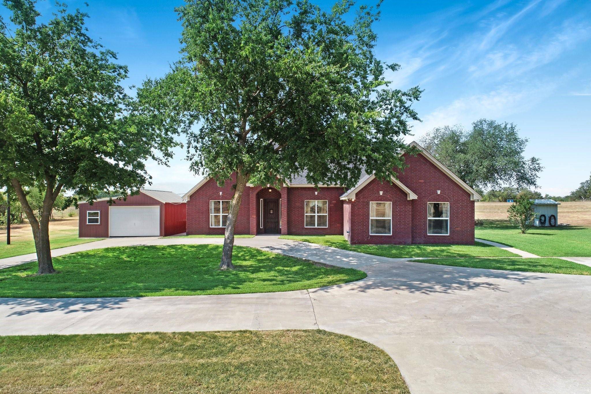 Weatherford, TX 76088,125 Travis Road