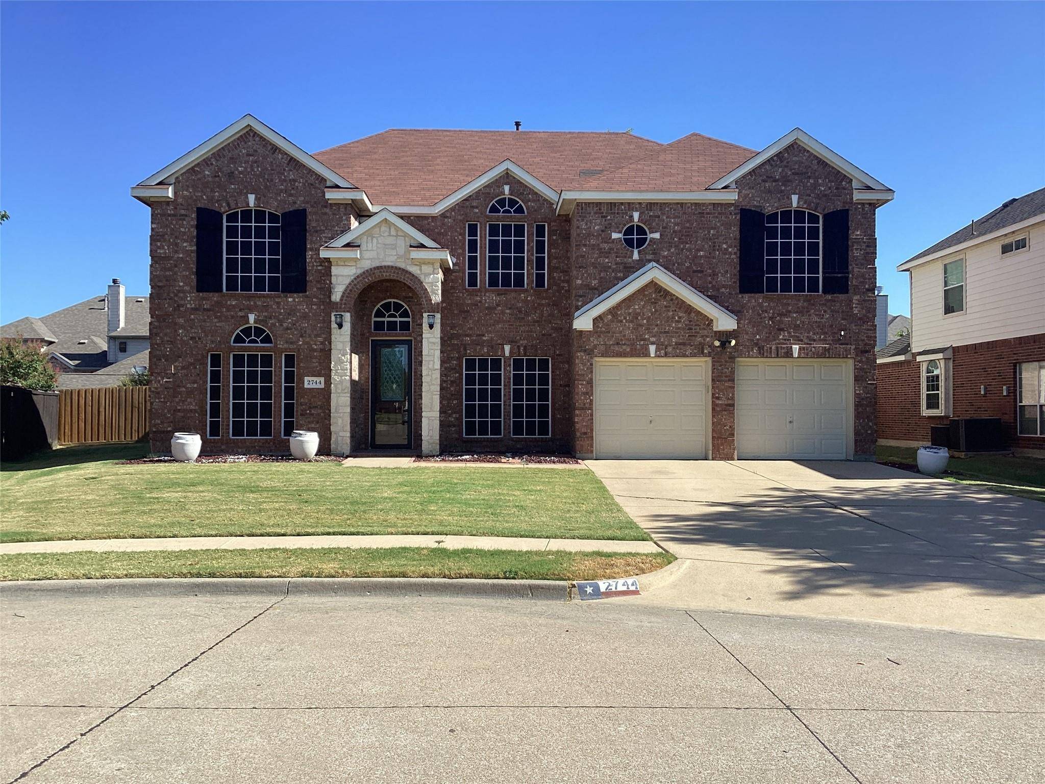 Grand Prairie, TX 75052,2744 Eastland Drive