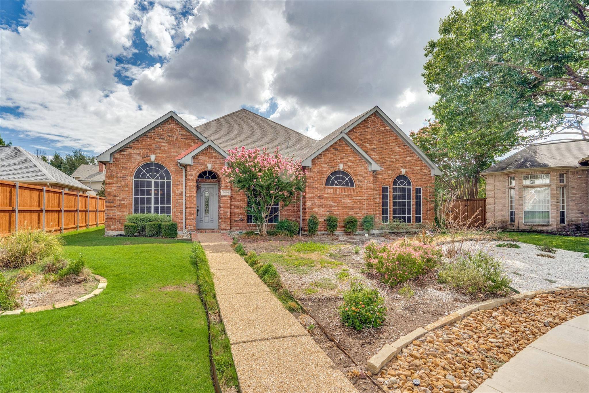 Plano, TX 75023,5104 TEDDINGTON PARK Drive