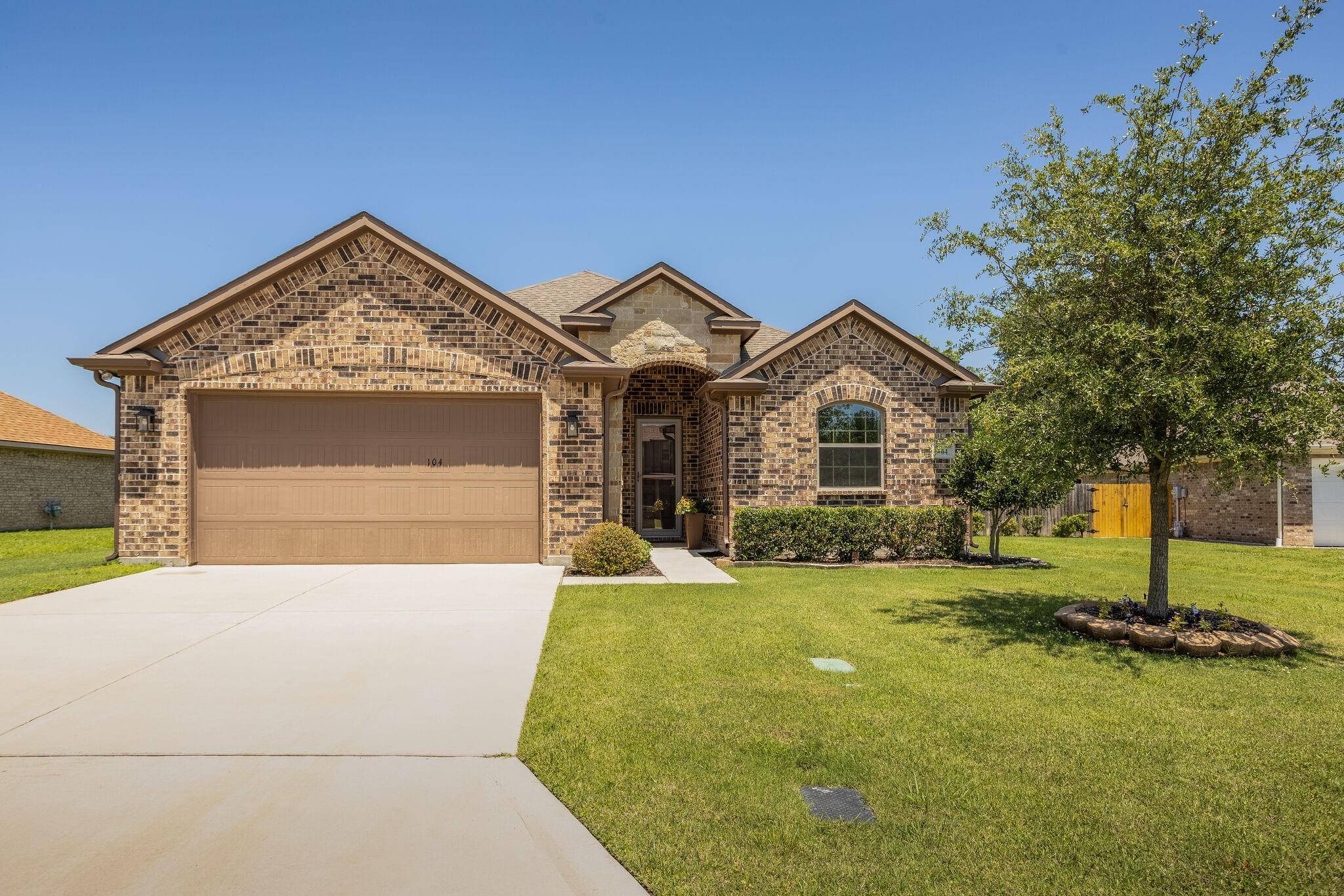 Bonham, TX 75418,104 Westwood Court