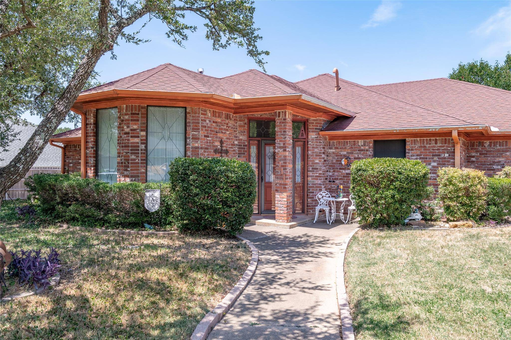 Sherman, TX 75092,2111 Joni Circle