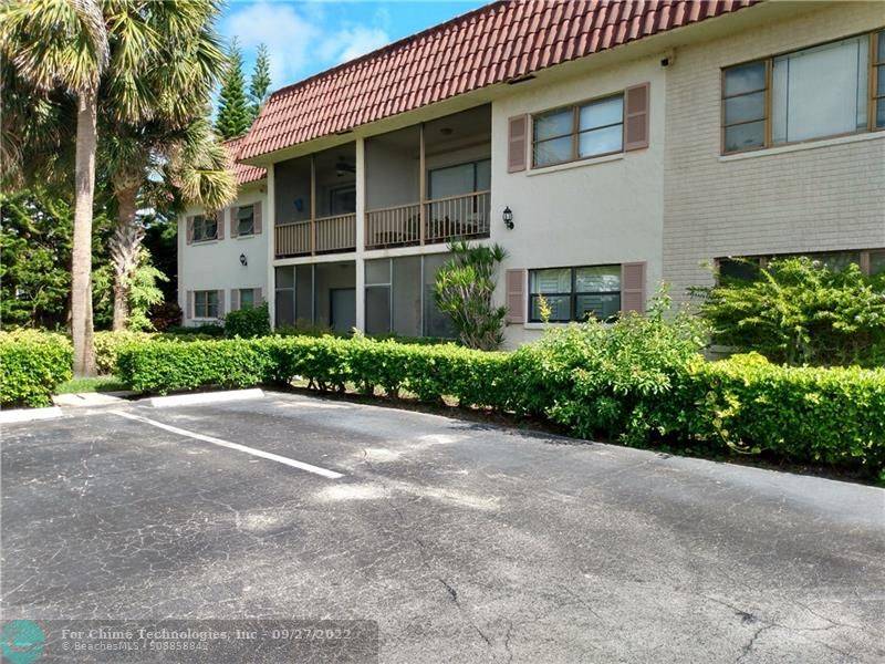 Boca Raton, FL 33487,665 Enfield St  #B-8