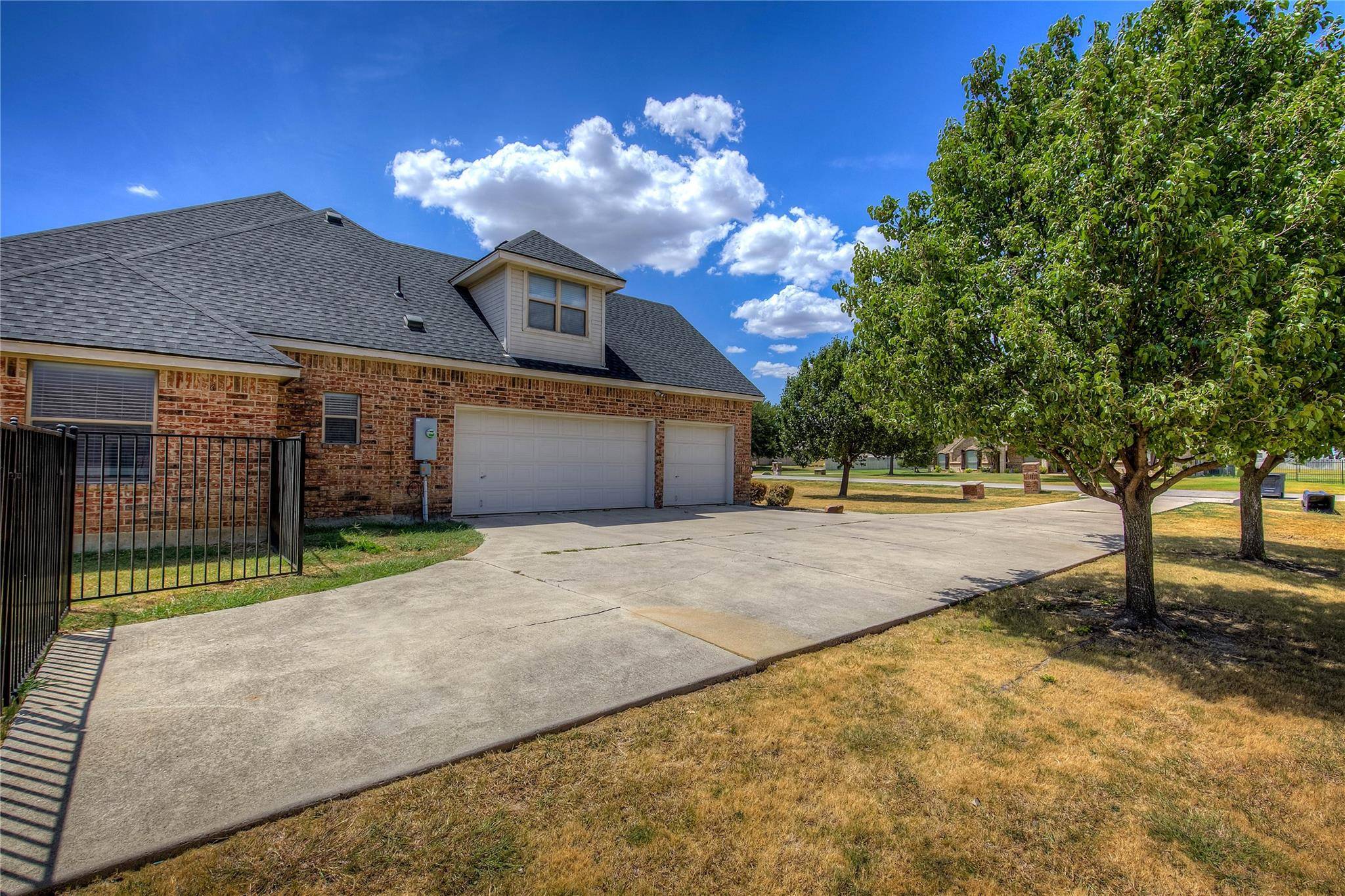 Haslet, TX 76052,309 Singing Quail Trail