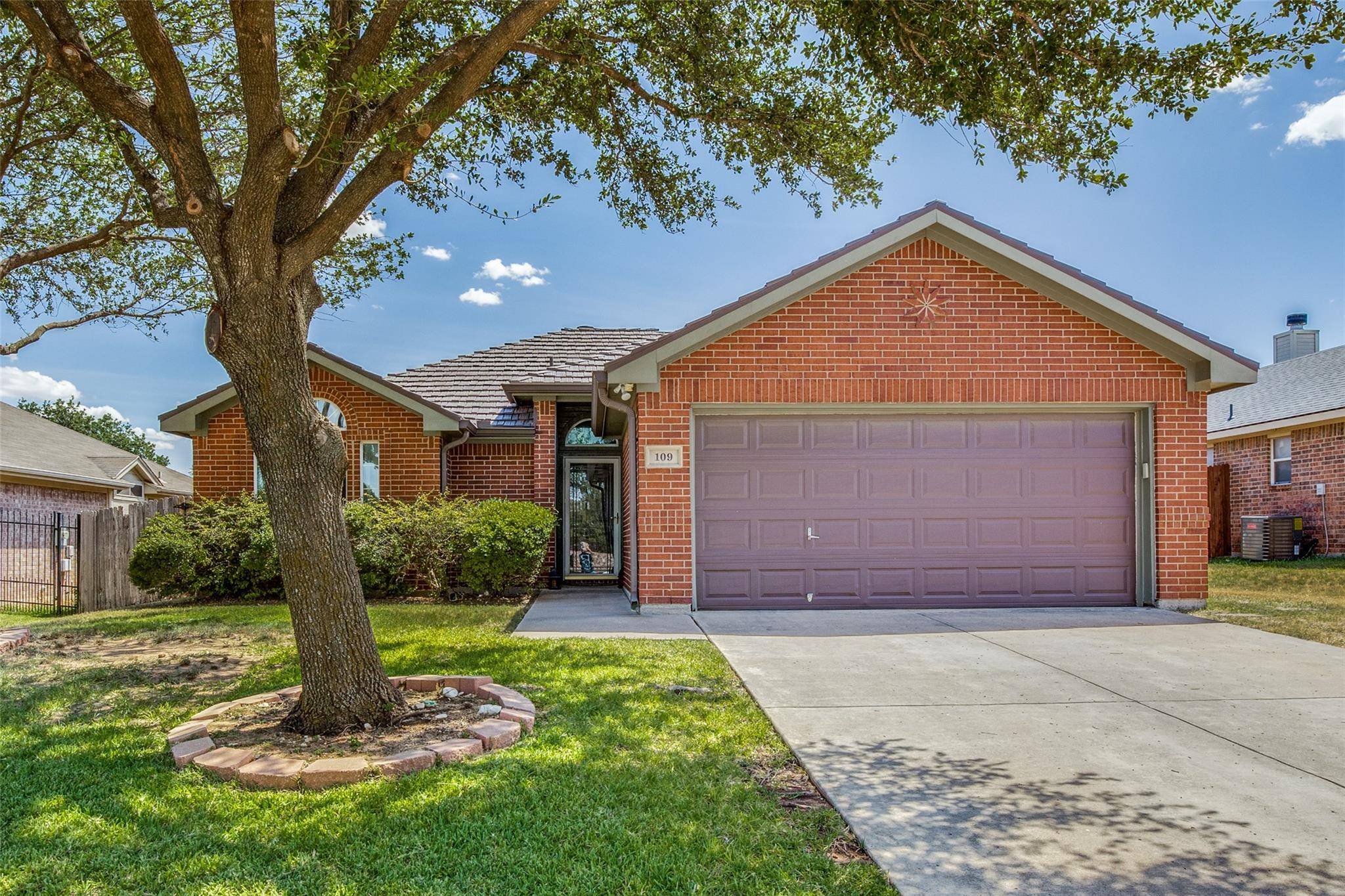 Crowley, TX 76036,109 Palm Street