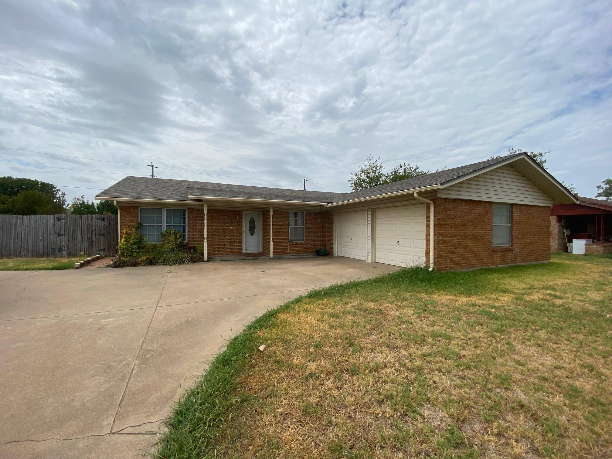 Mineral Wells, TX 76067,1708 10th Street