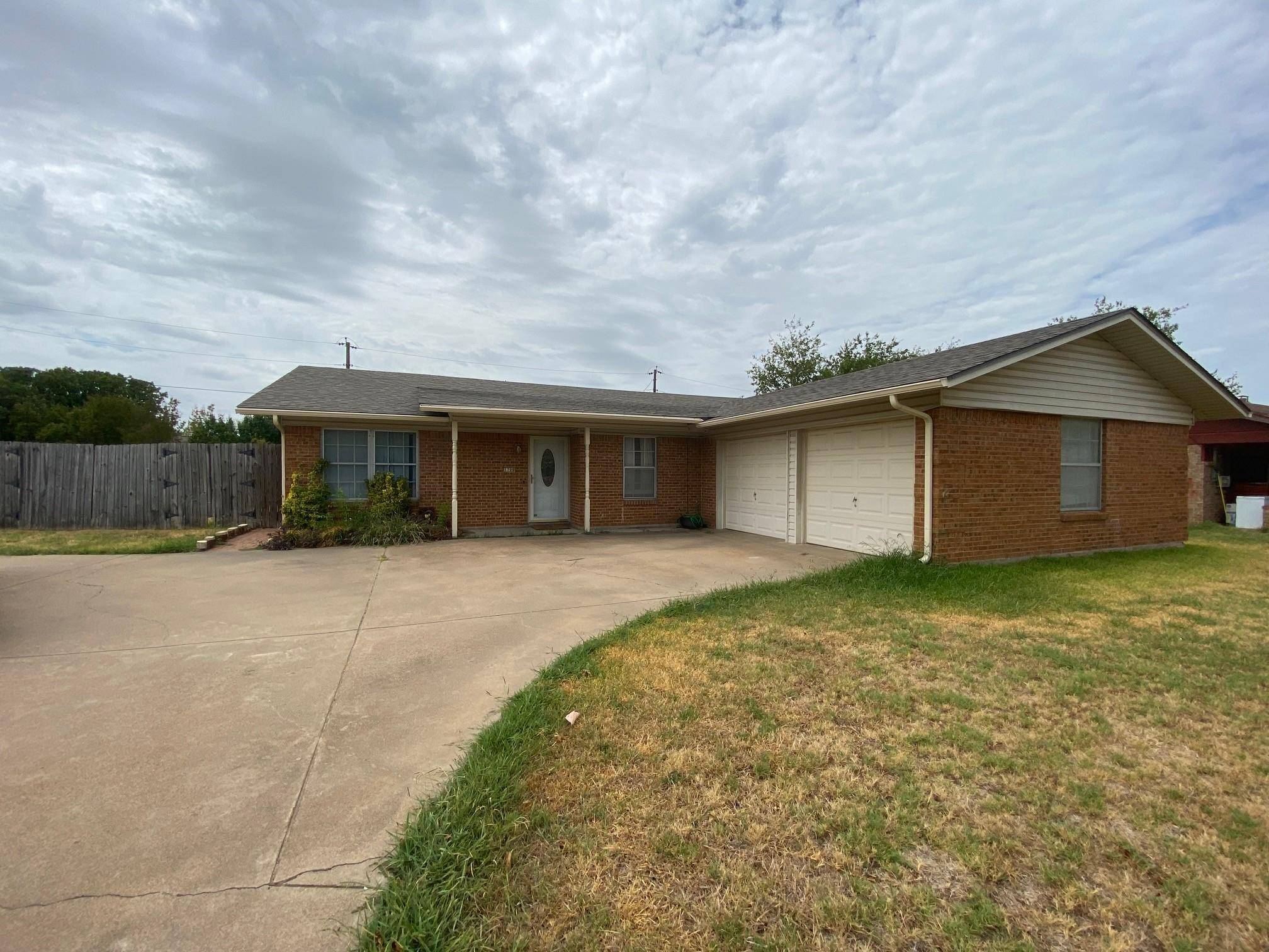 Mineral Wells, TX 76067,1708 10th Street