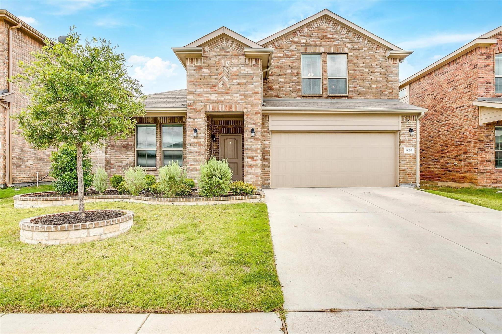 Fort Worth, TX 76028,920 Meadow Scape Drive