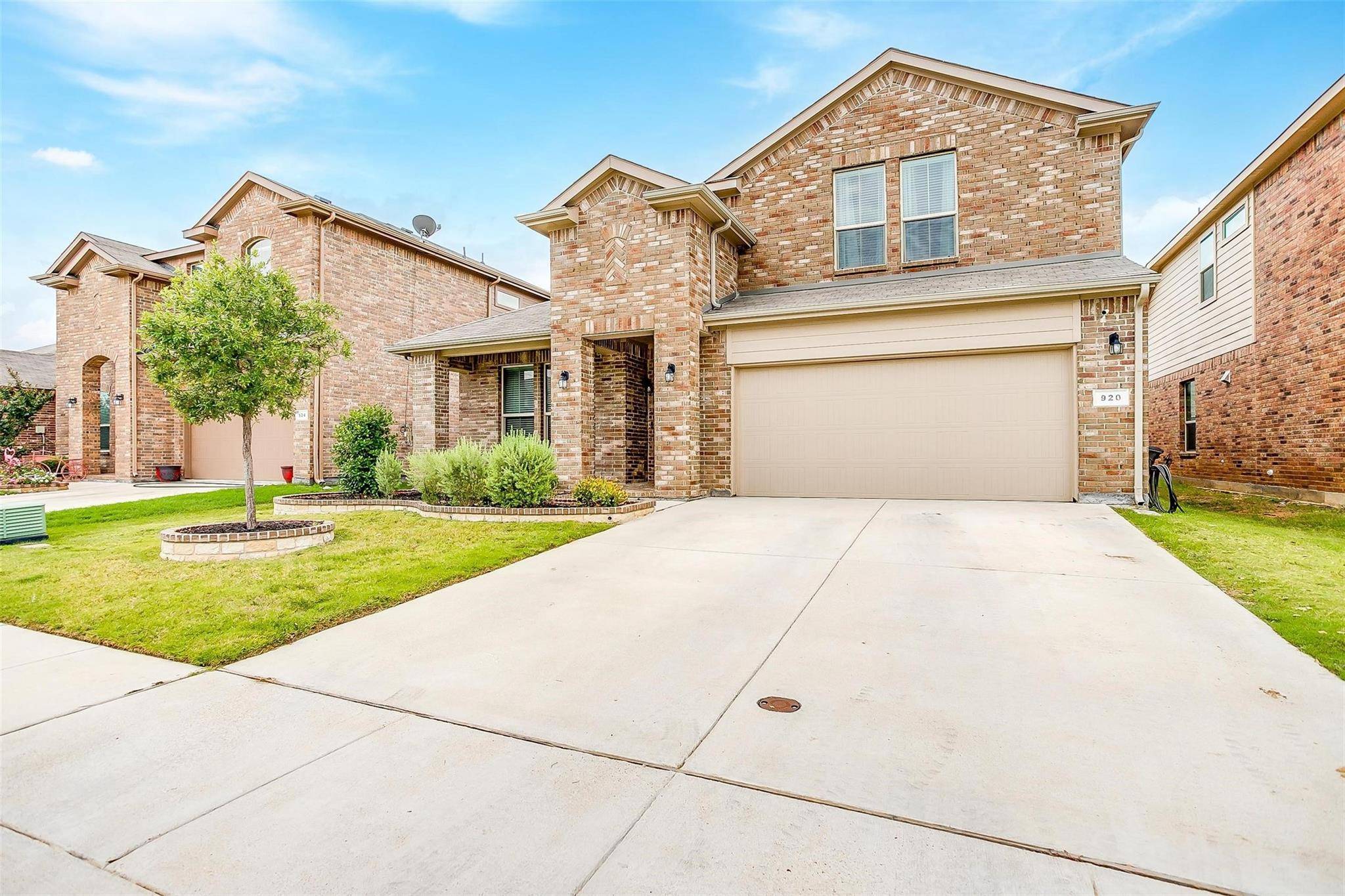 Fort Worth, TX 76028,920 Meadow Scape Drive