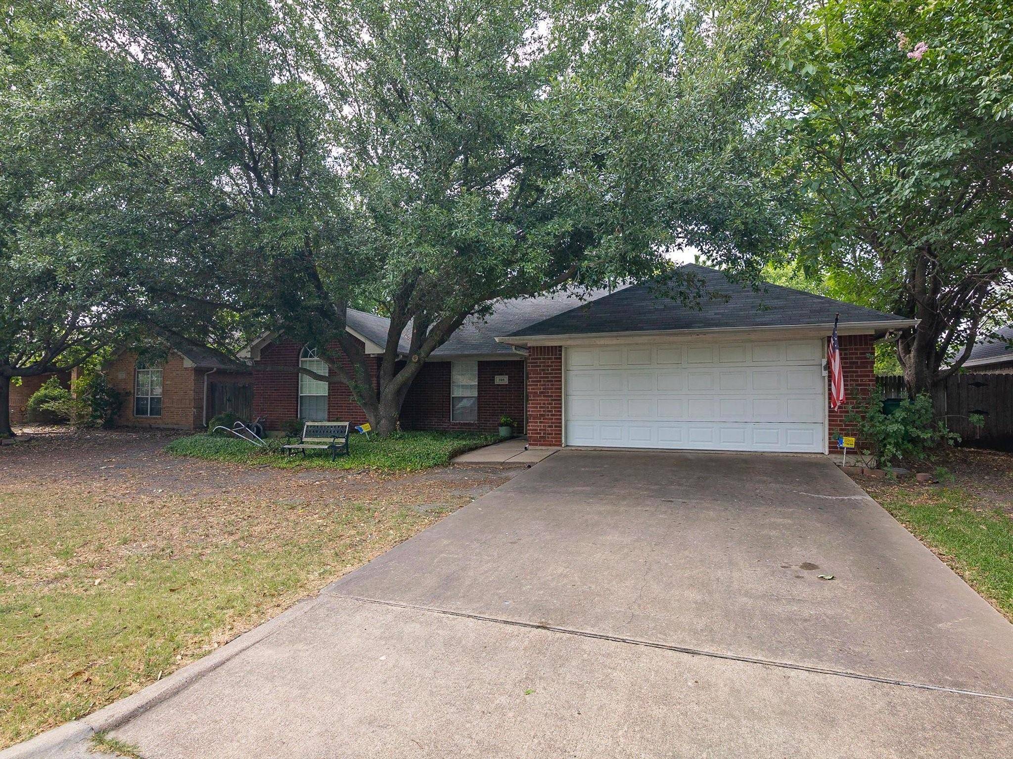 Waxahachie, TX 75165,308 Morene Avenue