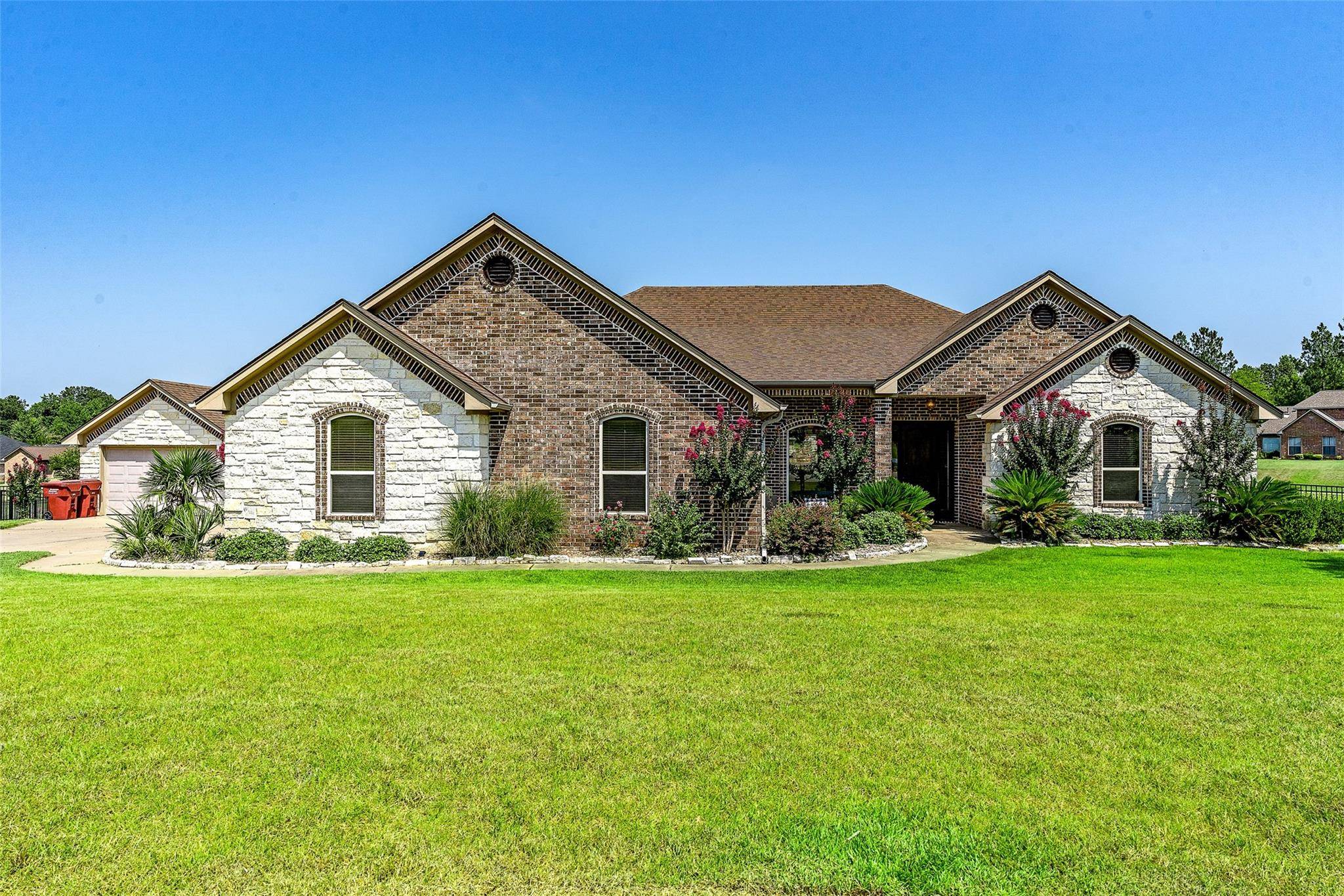 Hallsville, TX 75650,113 Winfreds Way