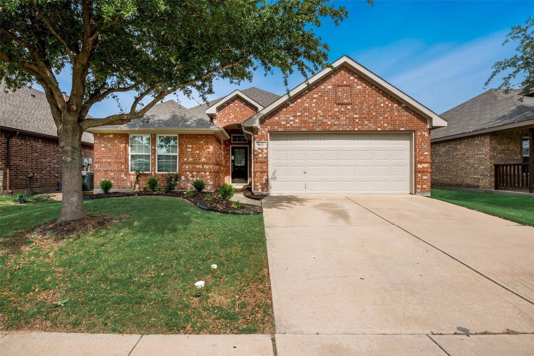 Burleson, TX 76028,12137 Longstone Drive