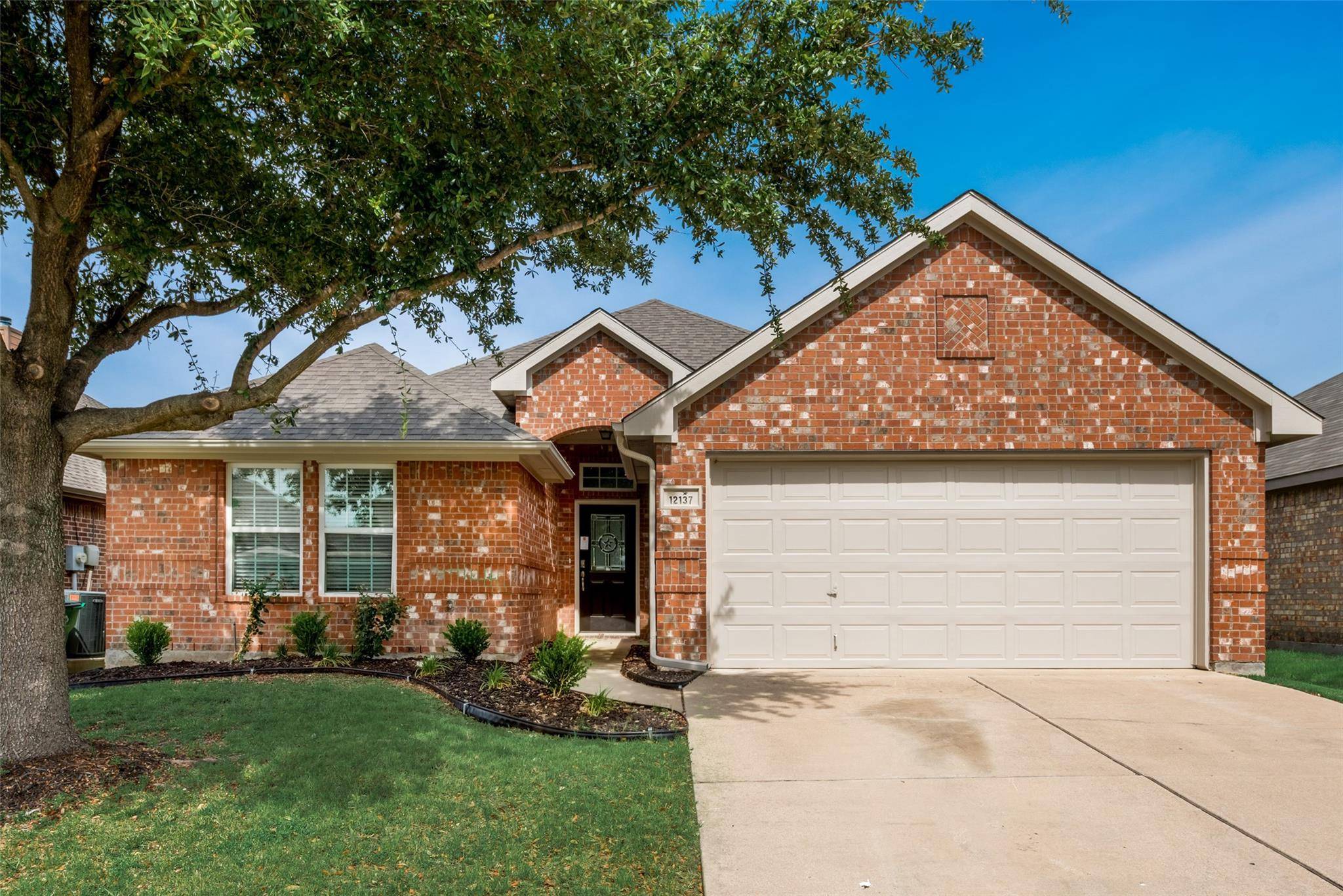 Burleson, TX 76028,12137 Longstone Drive