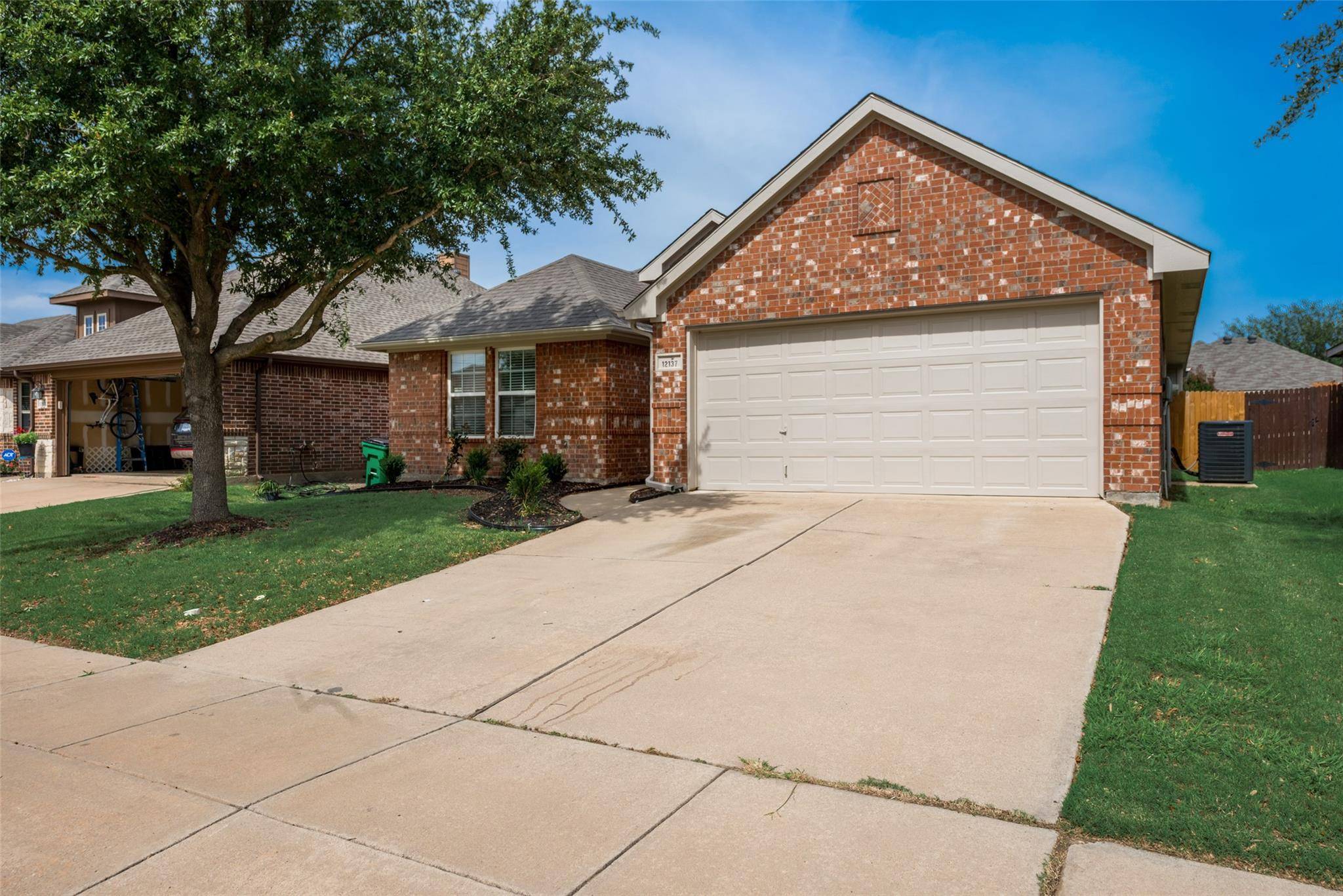 Burleson, TX 76028,12137 Longstone Drive