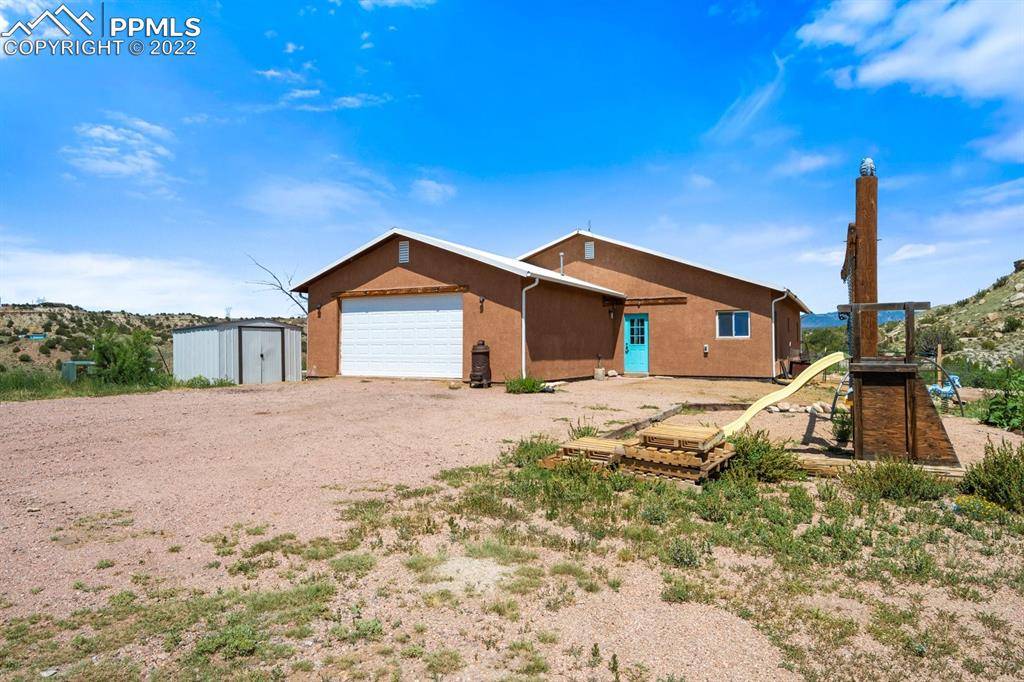 Penrose, CO 81240,1308 Valley DR