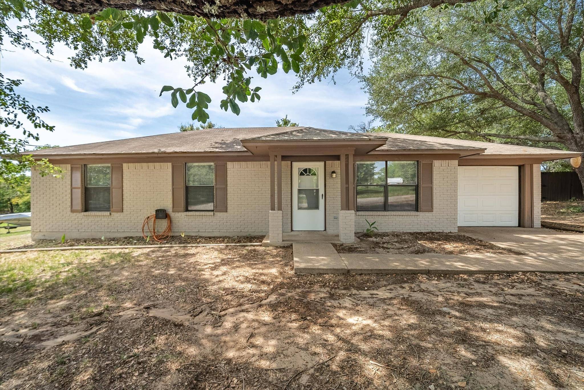 Mineola, TX 75773,132 County Road 2223