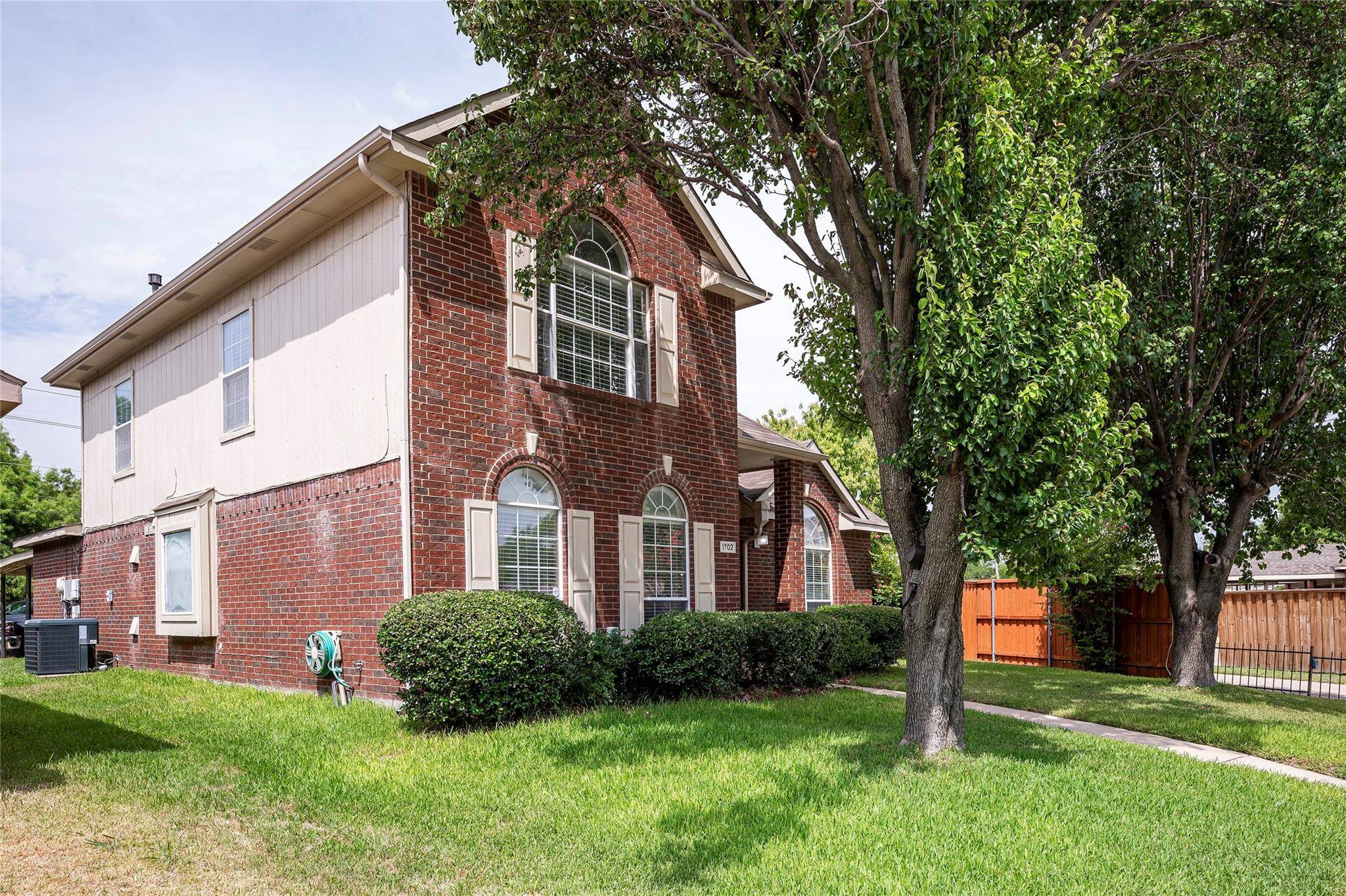 Garland, TX 75040,1702 Lantana Drive