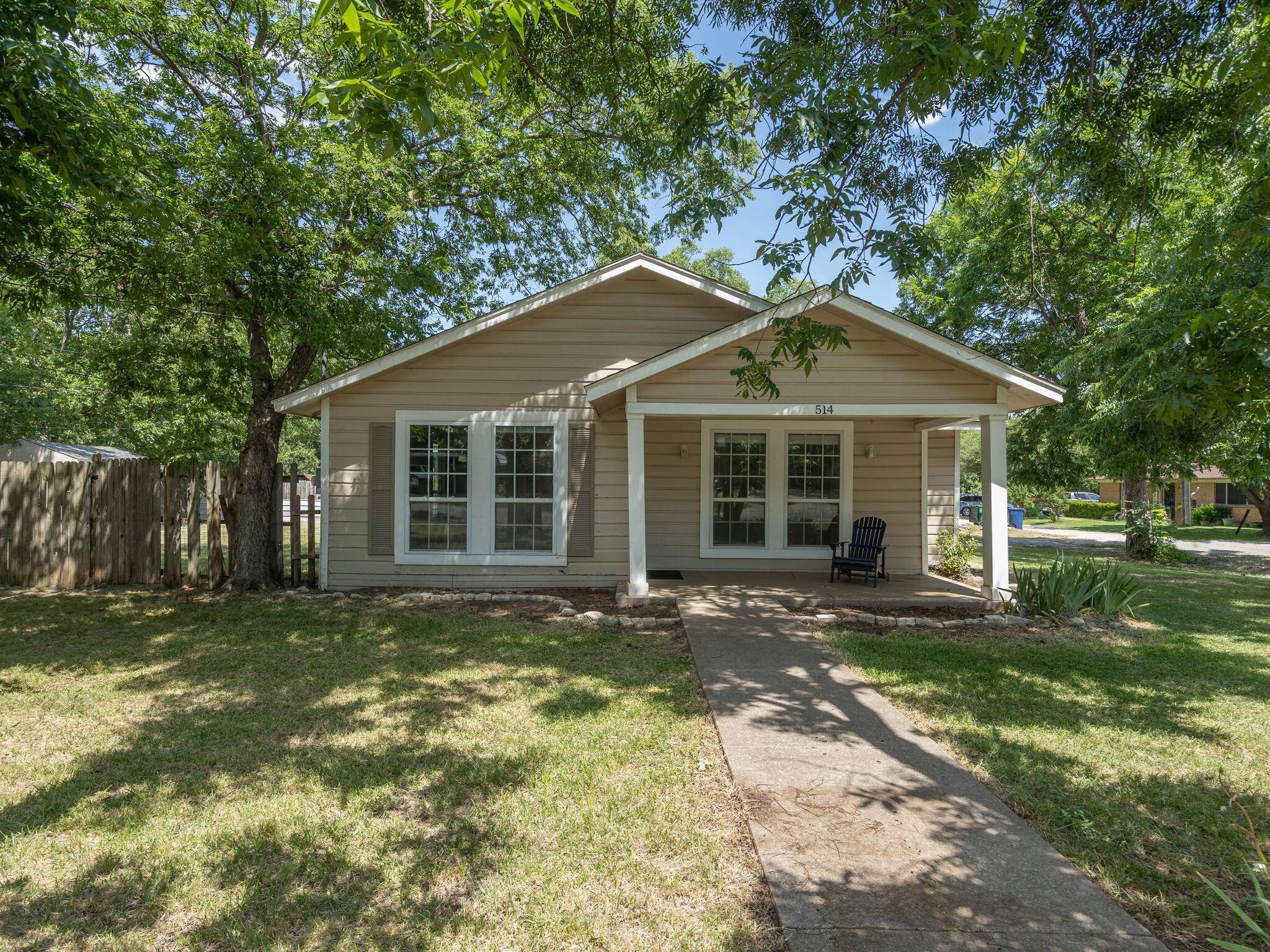 Sanger, TX 76266,514 S 7th Street