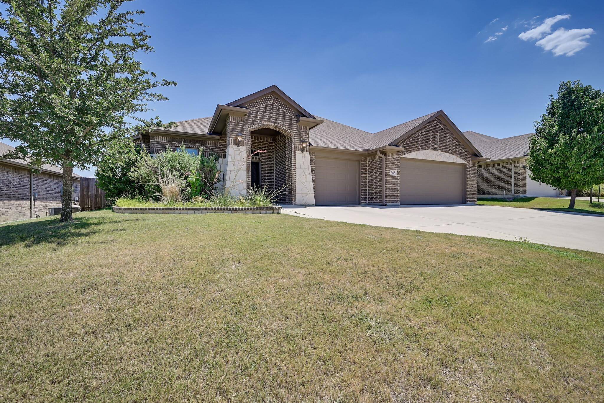 Saginaw, TX 76179,665 Fossil Wood Drive