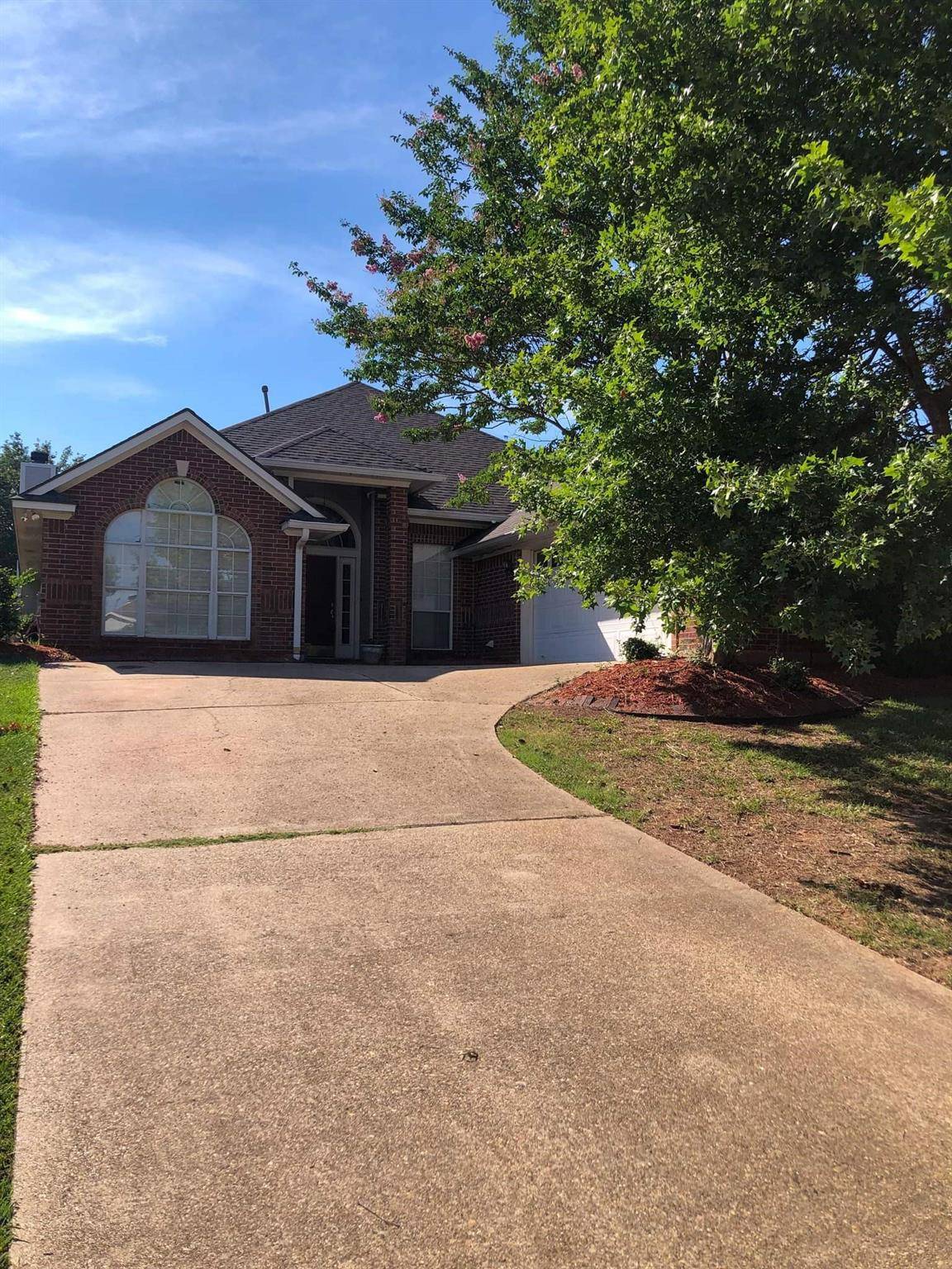 Bossier City, LA 71111,2319 Windsor Court