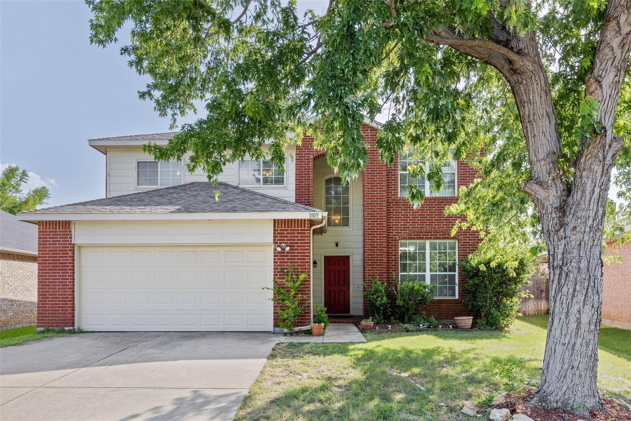 Roanoke, TX 76262,1105 Indian Trail Court