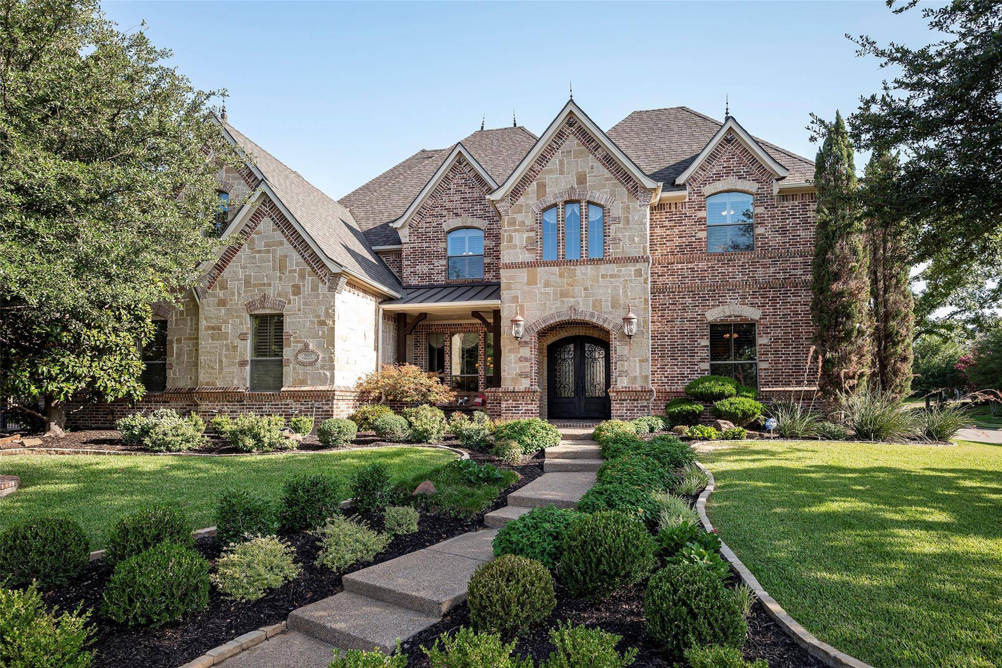 Colleyville, TX 76034,900 Chateau Court