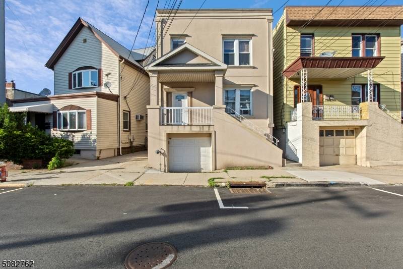 North Bergen Twp., NJ 07047,904 90Th St