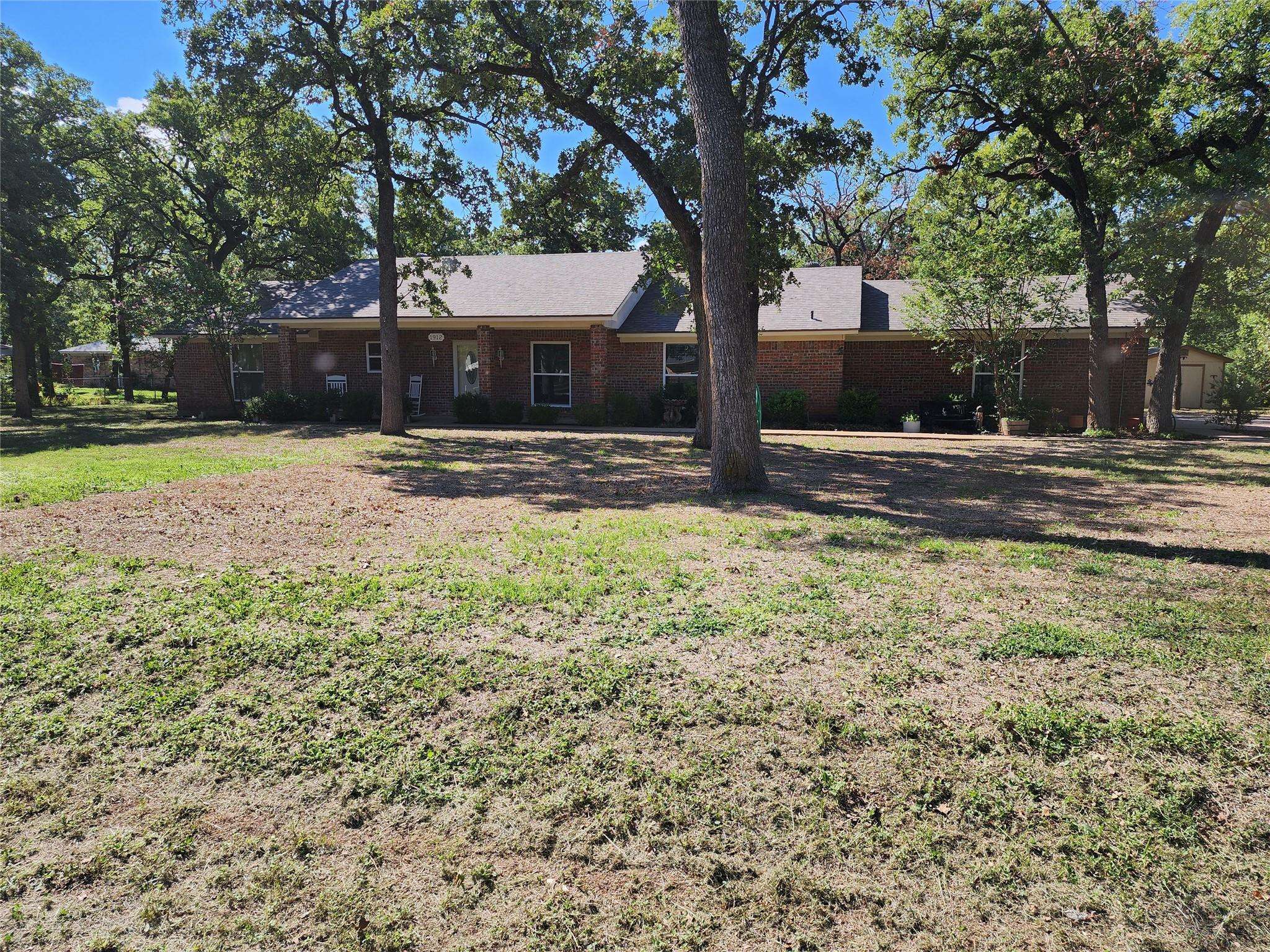 Burleson, TX 76028,1912 Thousand Oaks Road