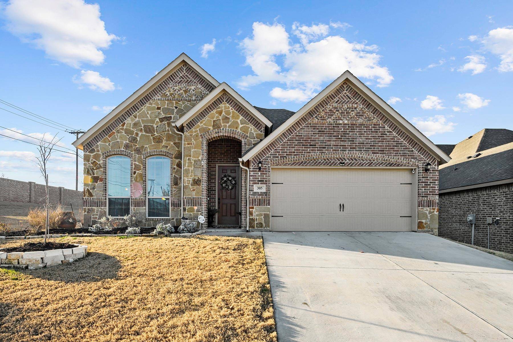 Kennedale, TX 76060,305 Hudson Court