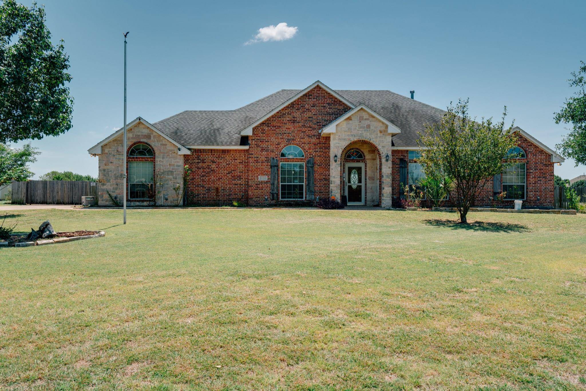 Midlothian, TX 76065,5820 Deerfield Lane