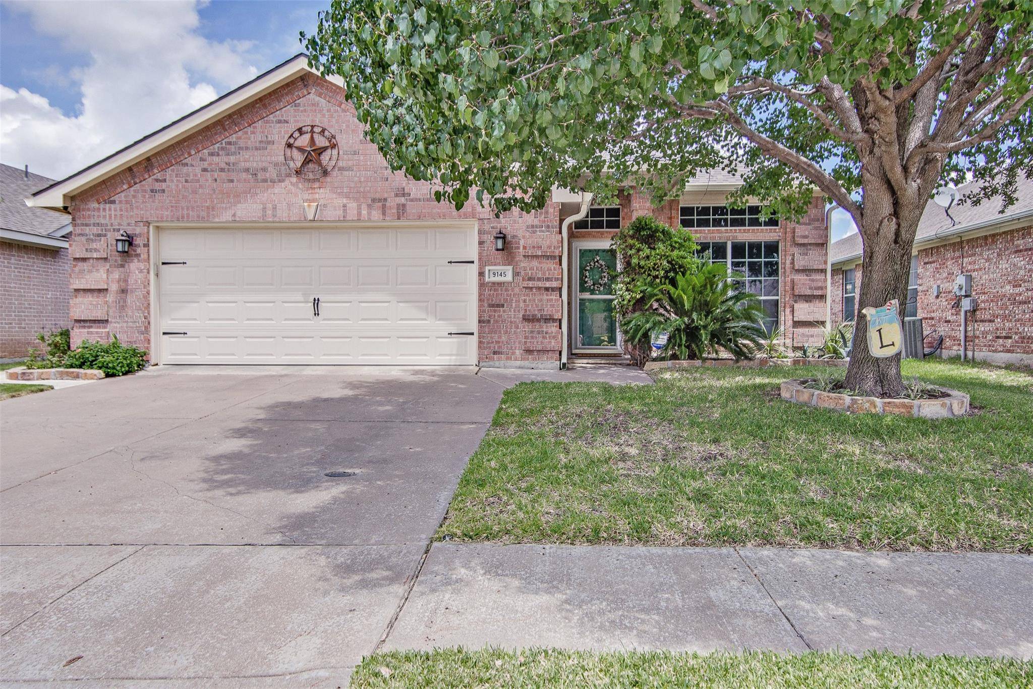 Fort Worth, TX 76118,9145 Winding River Drive