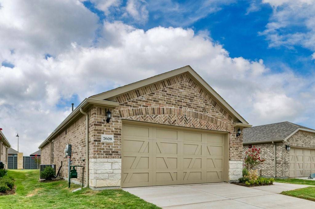 Little Elm, TX 76227,7608 Monument Drive