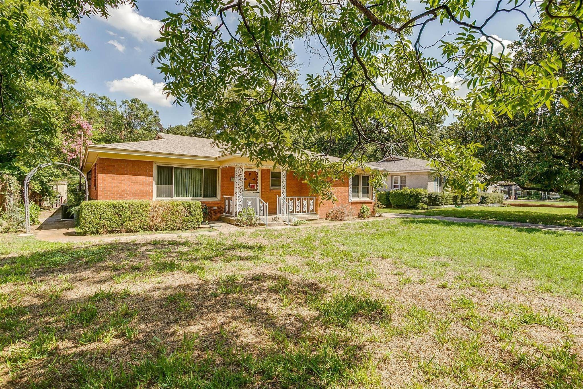 River Oaks, TX 76114,528 Schieme Street