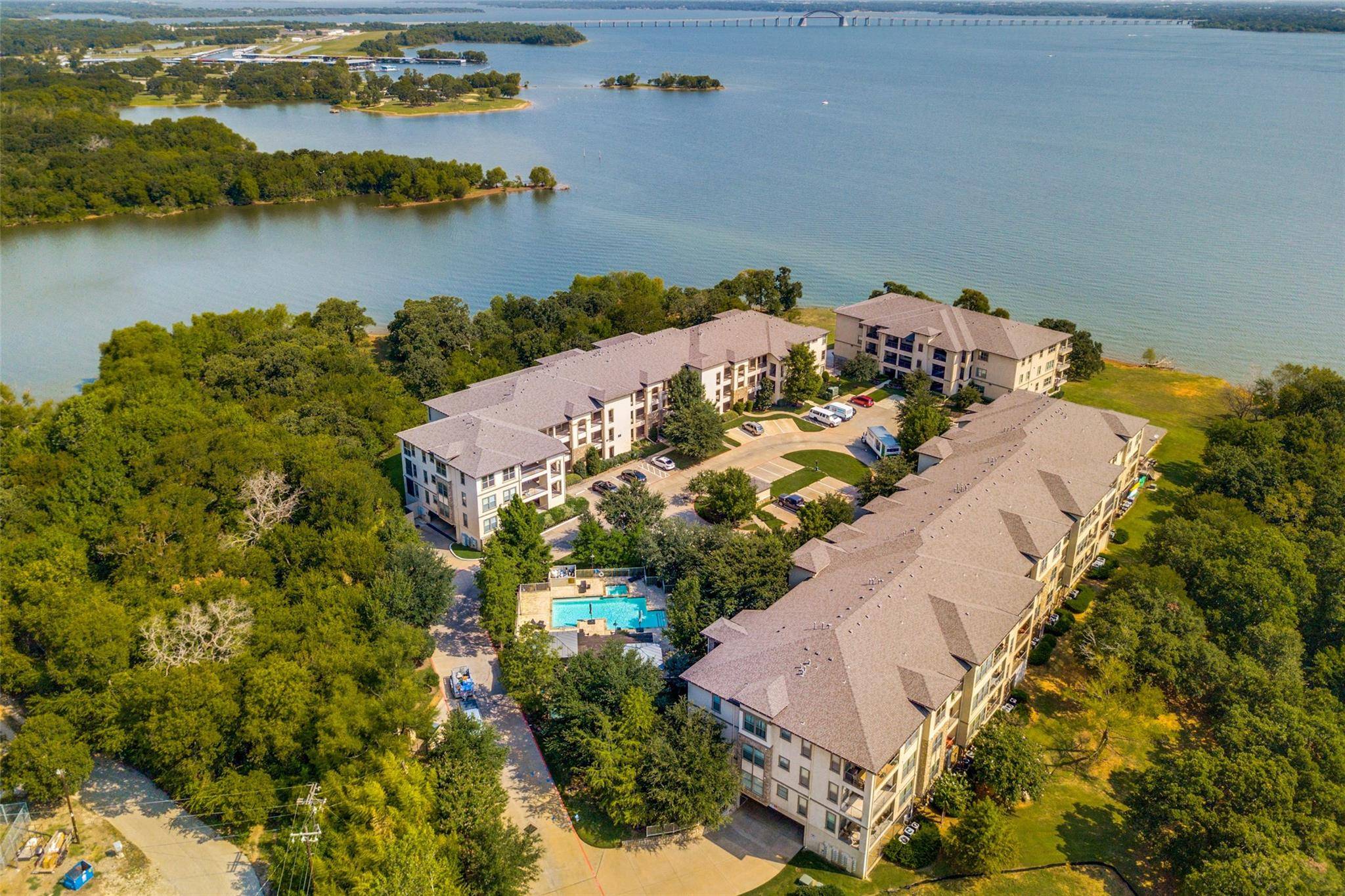 Lake Dallas, TX 75065,500 Waters Edge Drive #113