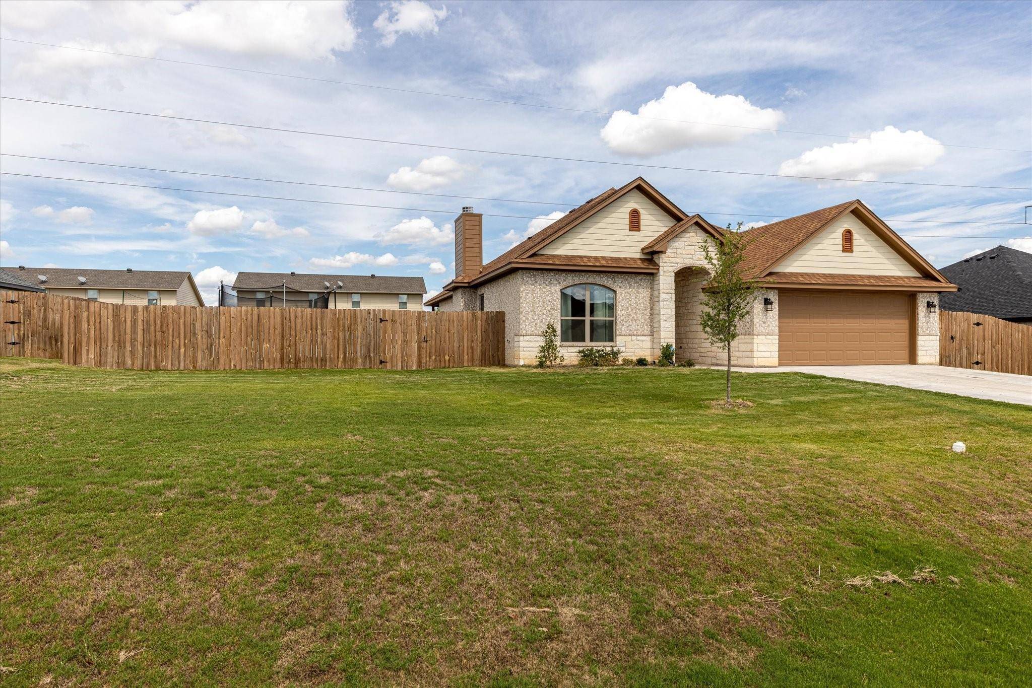 Granbury, TX 76049,3013 Meandering Way