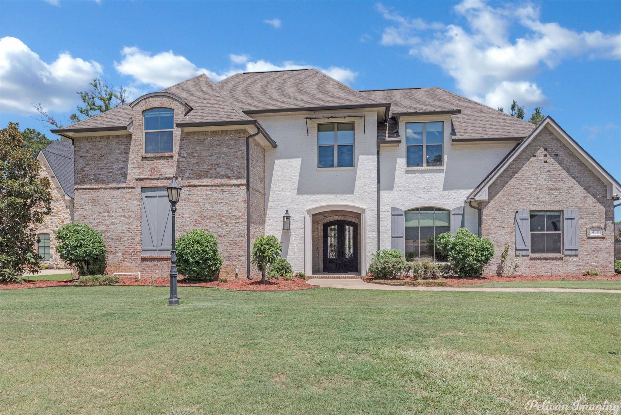 Shreveport, LA 71106,406 Oakwood Trace Court