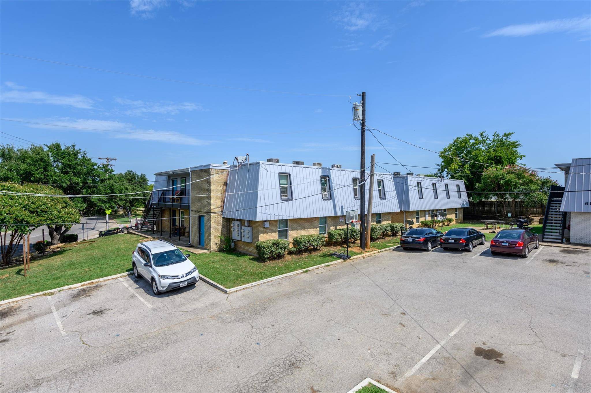 Denton, TX 76205,612 Londonderry Lane