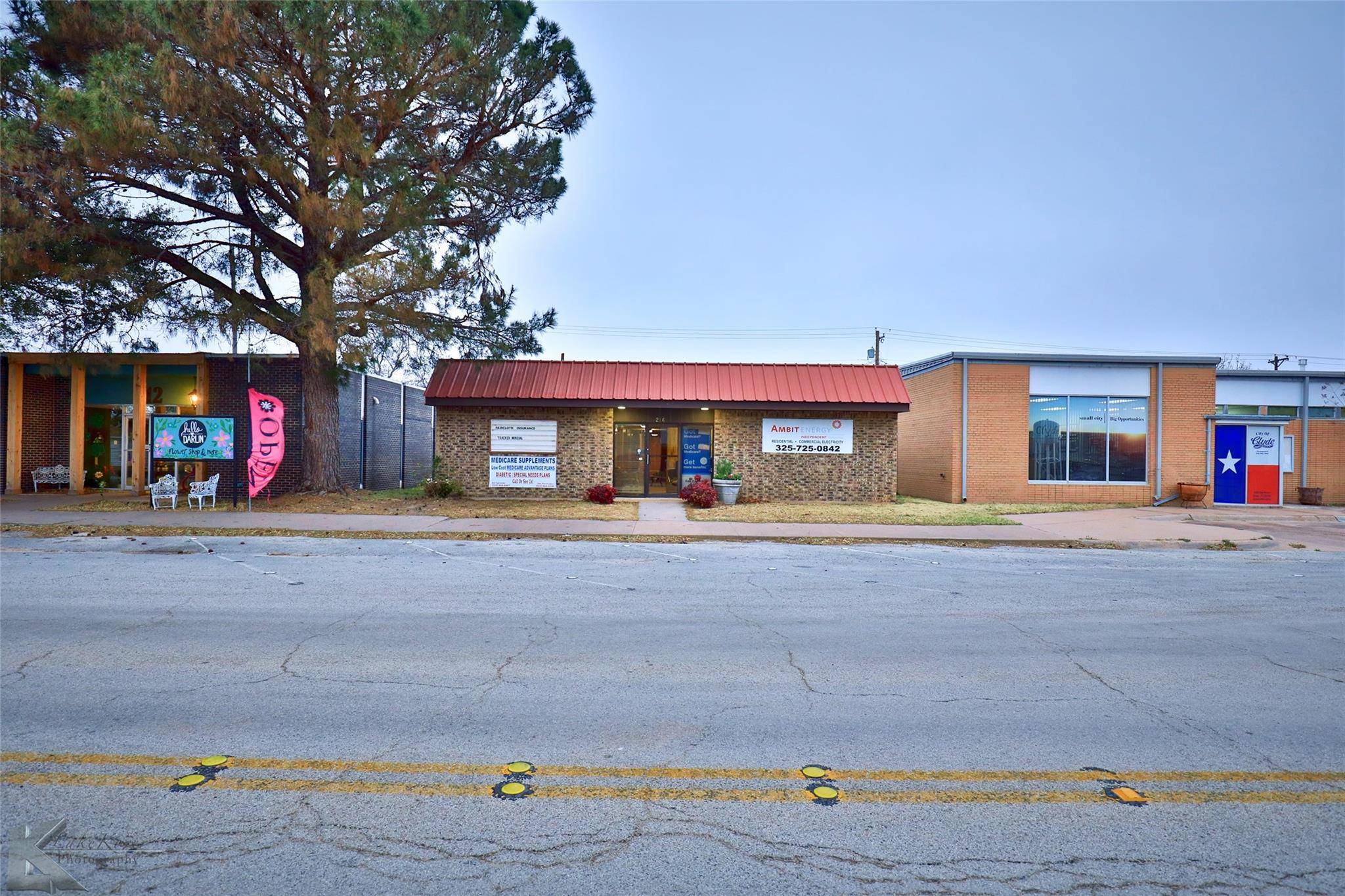 Clyde, TX 79510,216 Oak Street