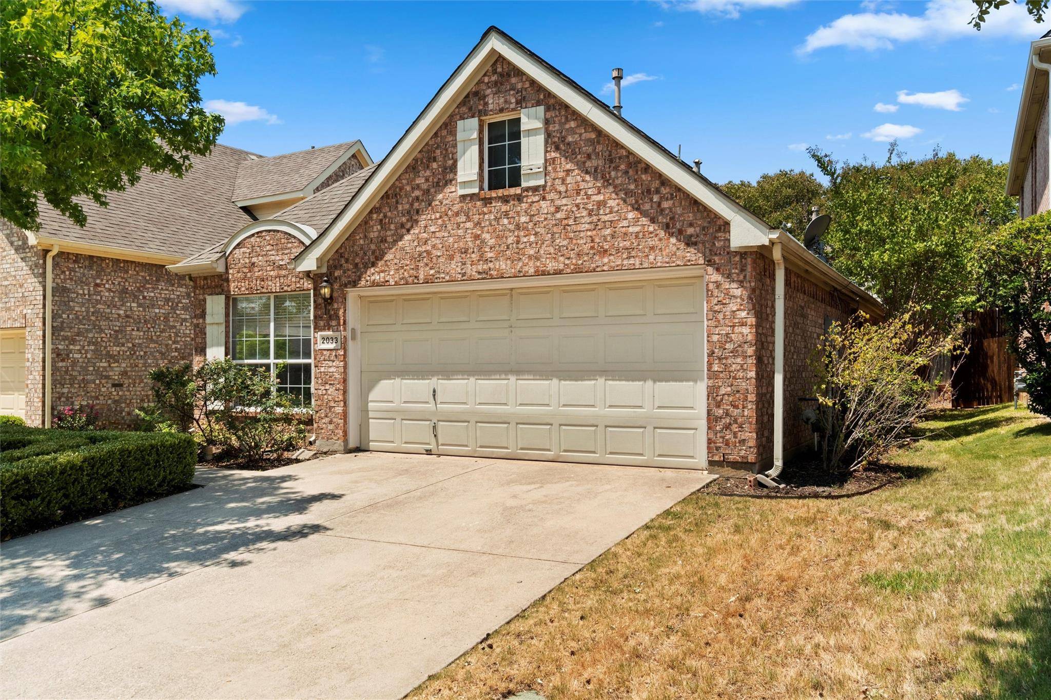 Bedford, TX 76021,2033 Stonecourt Drive