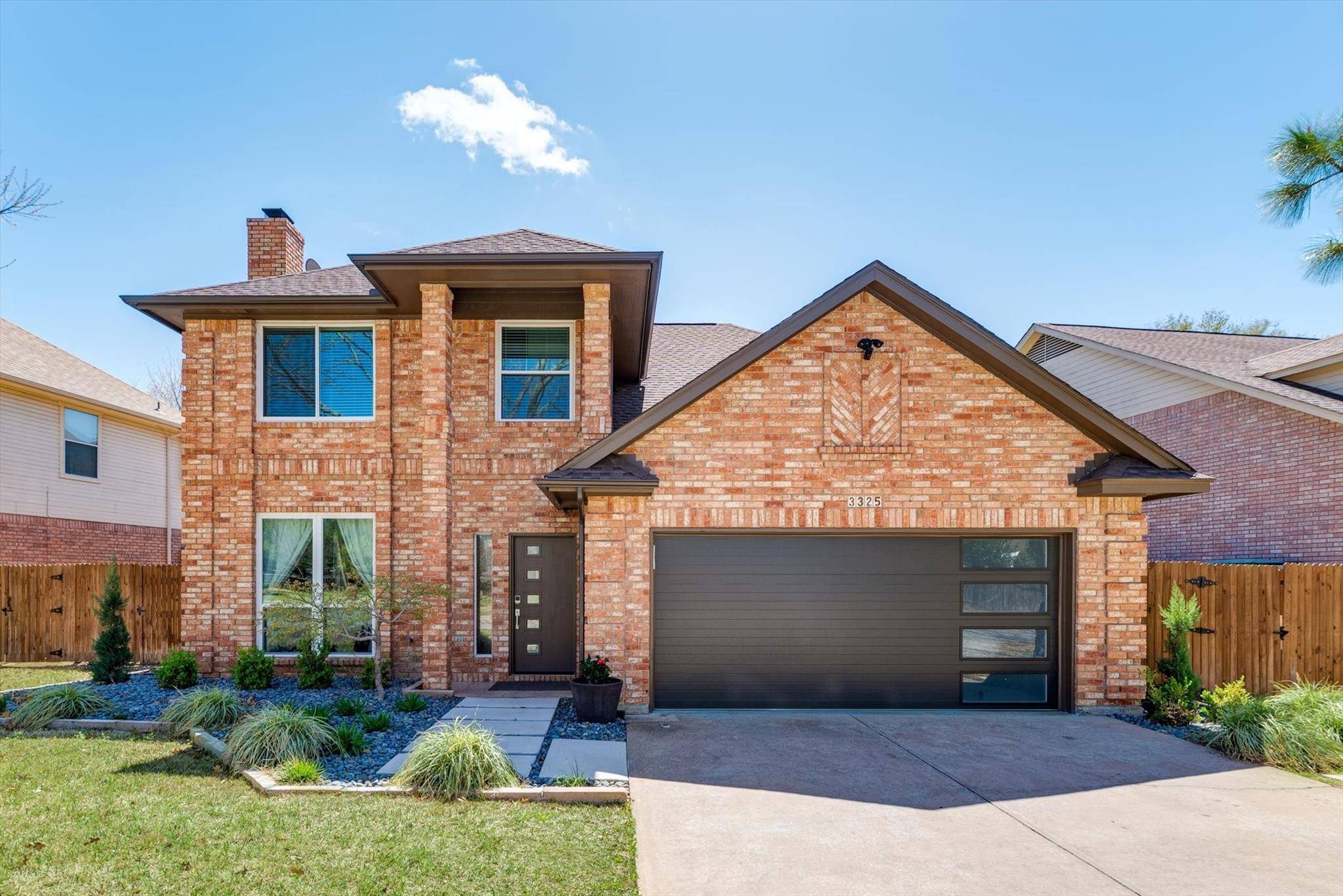 Grapevine, TX 76051,3325 Moss Creek Drive