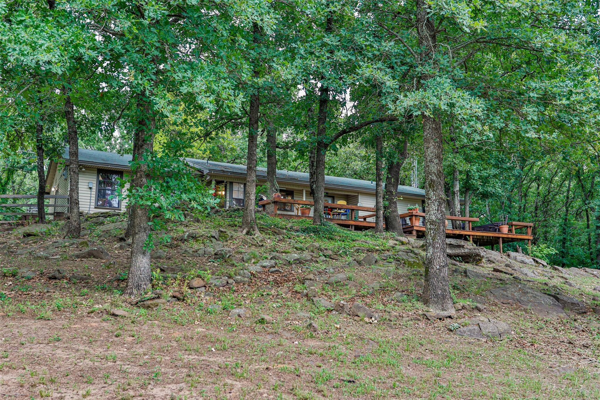 995 County Road 174, Gainesville, TX 76240