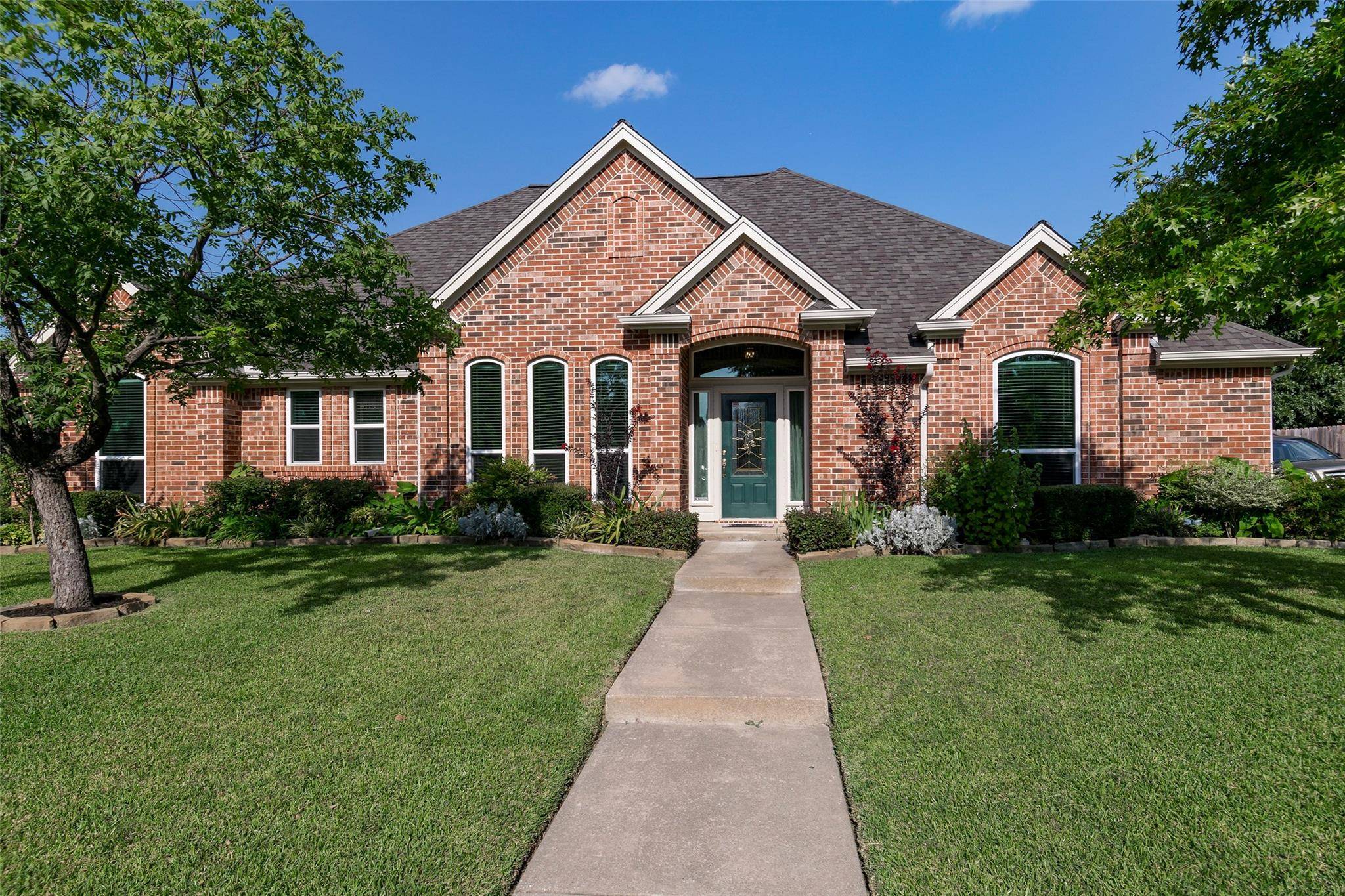 Keller, TX 76248,1105 Holland Lane