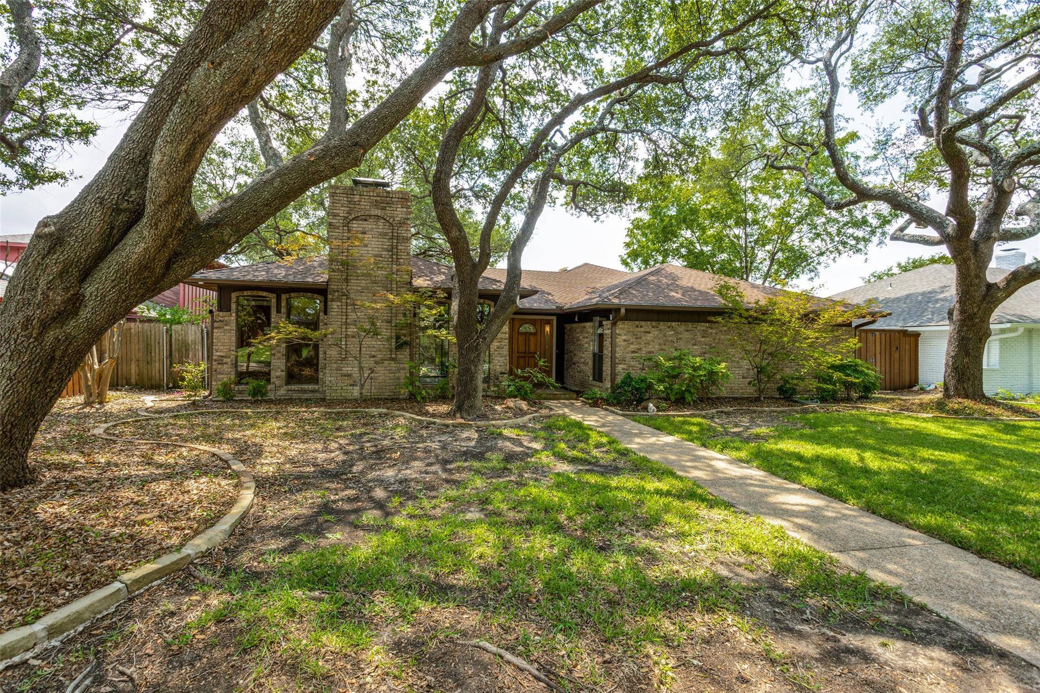 Richardson, TX 75082,2304 Golden Willow Lane