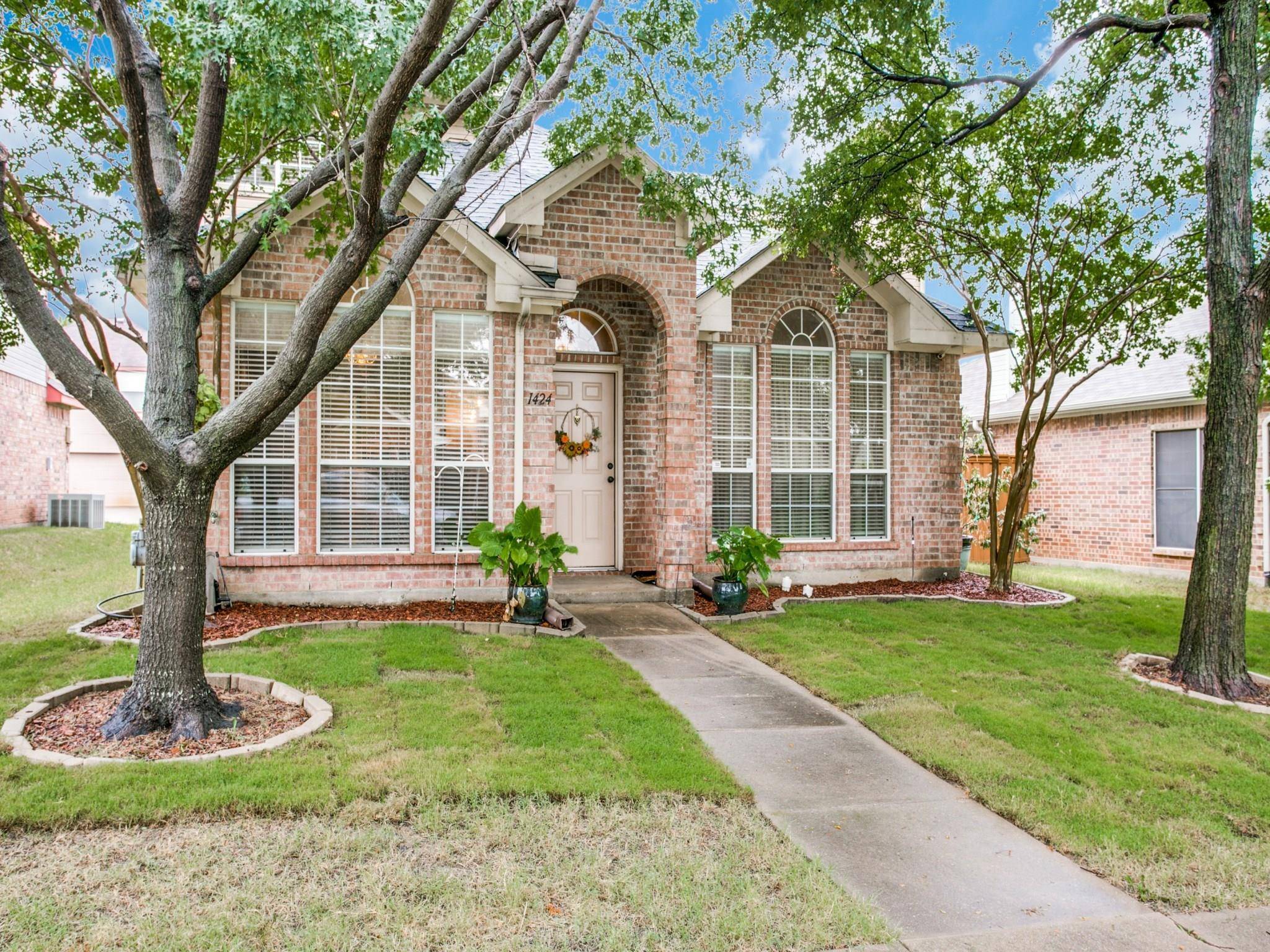 Lewisville, TX 75067,1424 Ross Drive