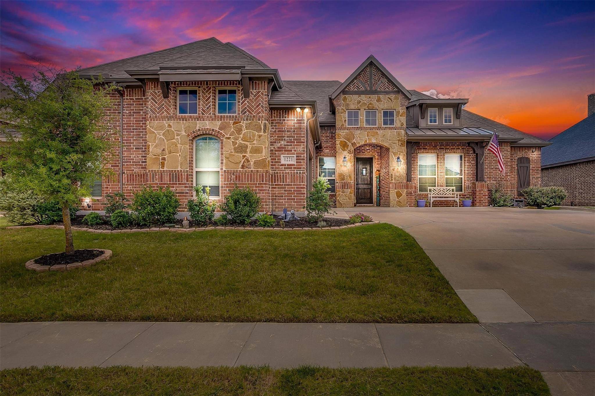 Burleson, TX 76028,1221 Teton Drive