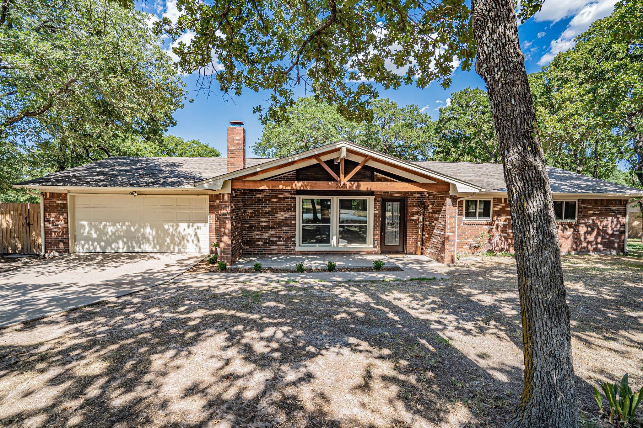 Granbury, TX 76049,2601 W Highland Drive